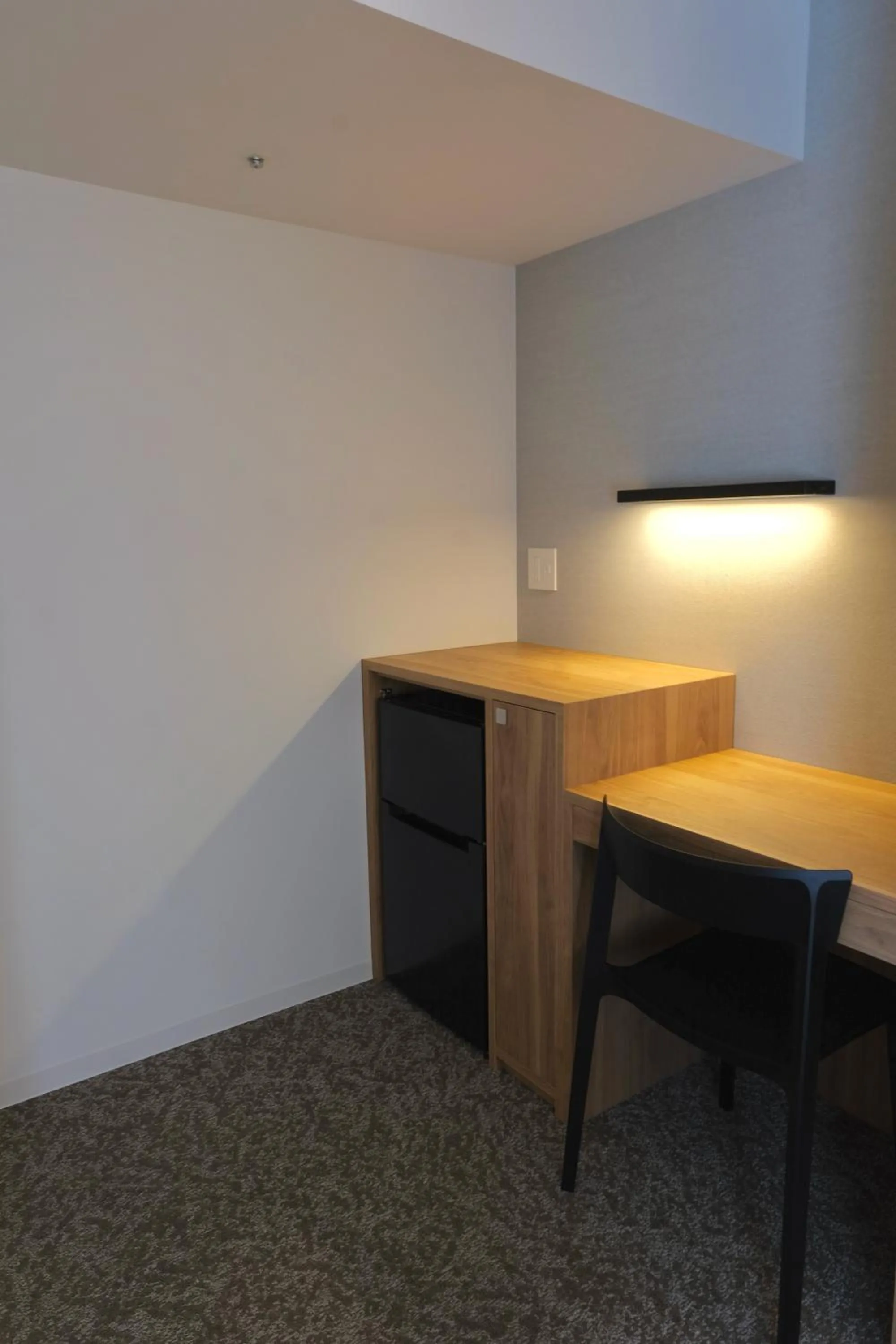 Photo of the whole room in Belmont Hotel