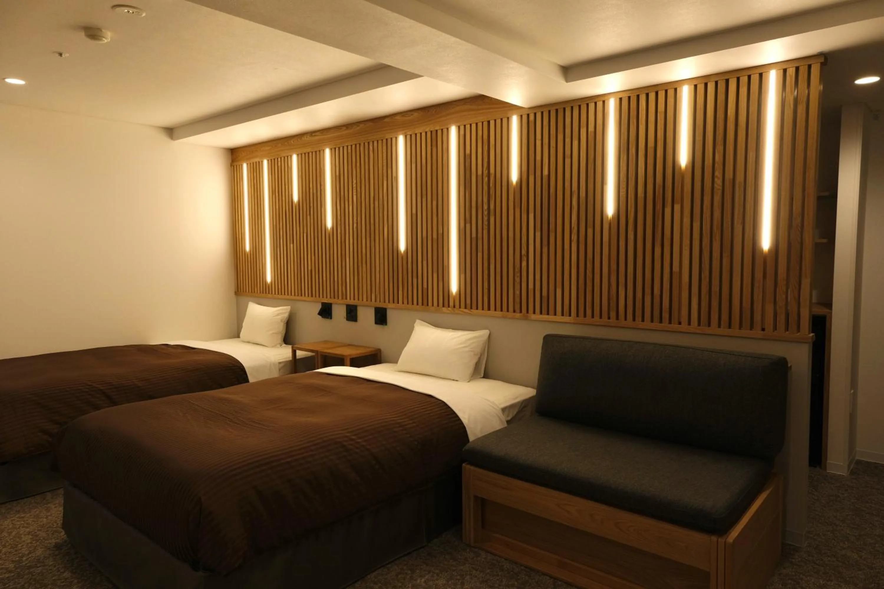 Photo of the whole room, Bed in Belmont Hotel