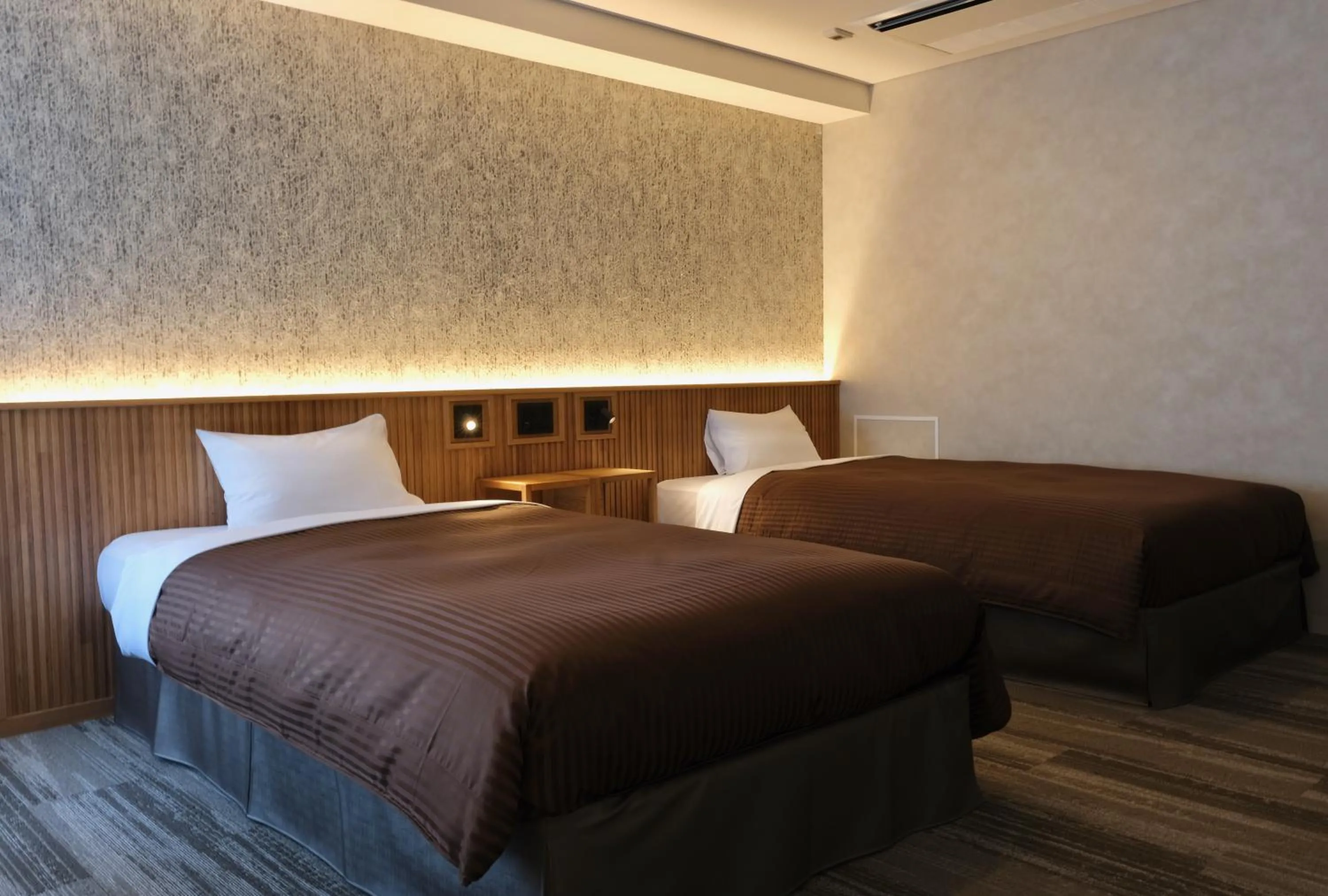 Bed in Belmont Hotel