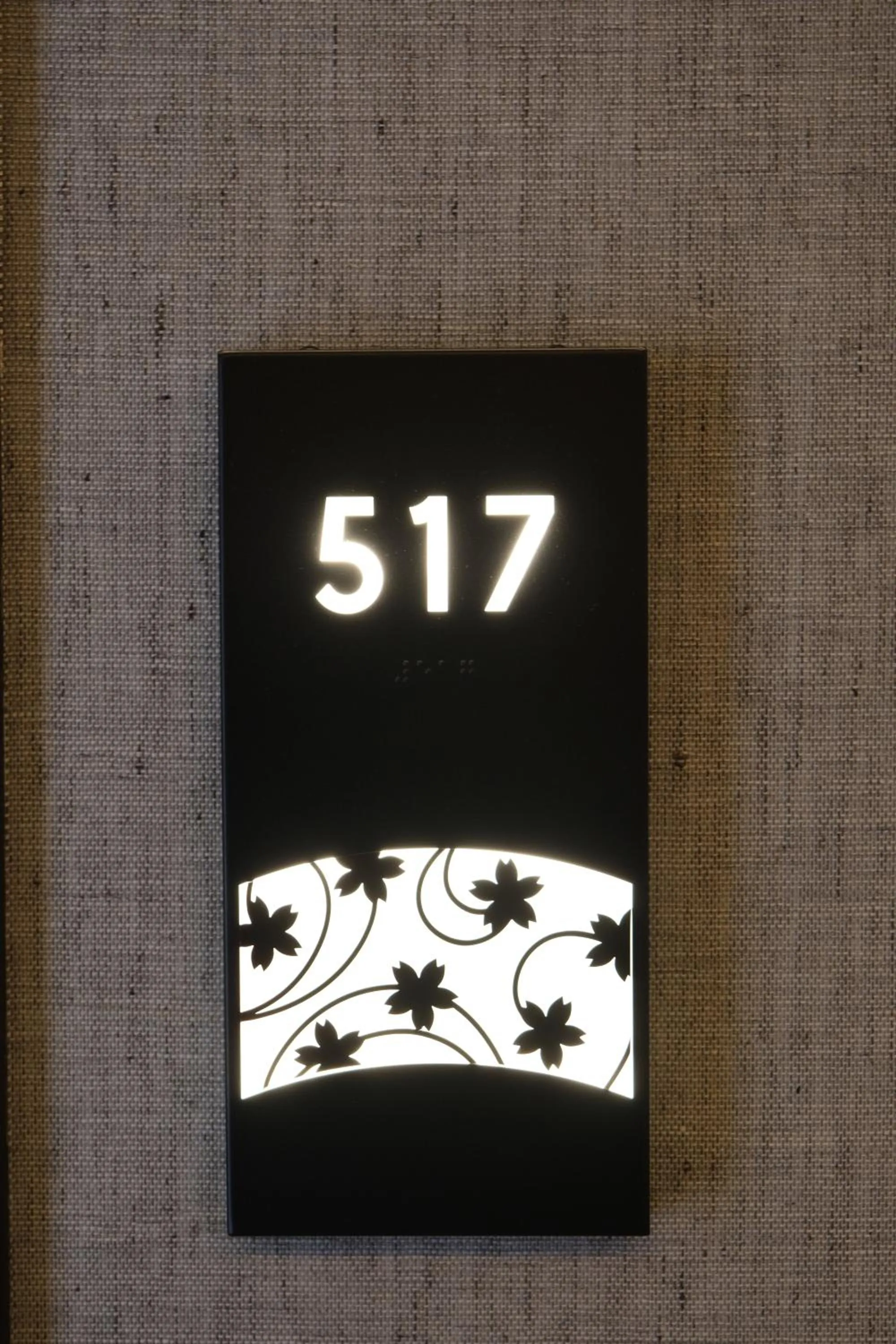 Photo of the whole room in Belmont Hotel