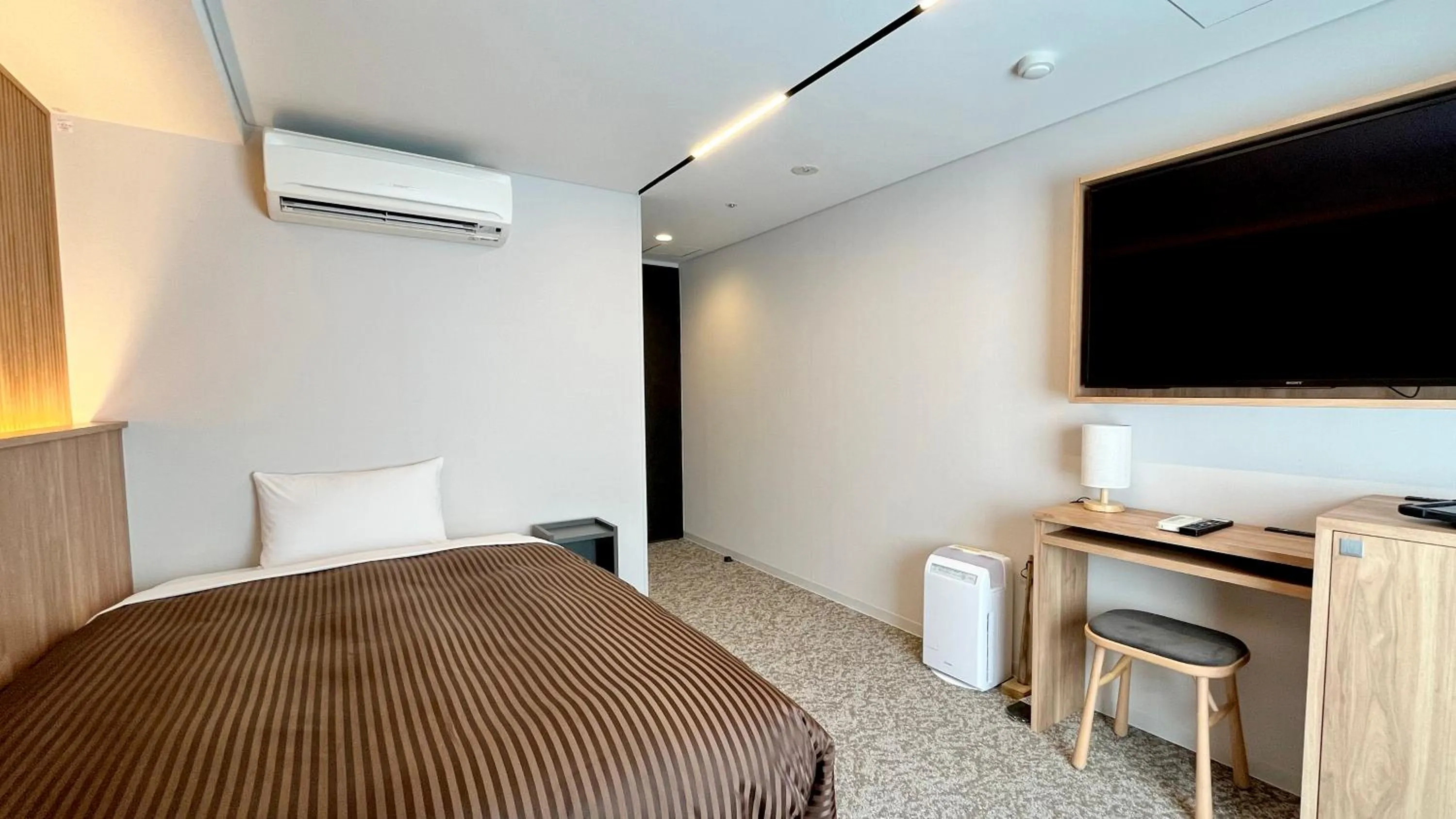 Bed in Belmont Hotel