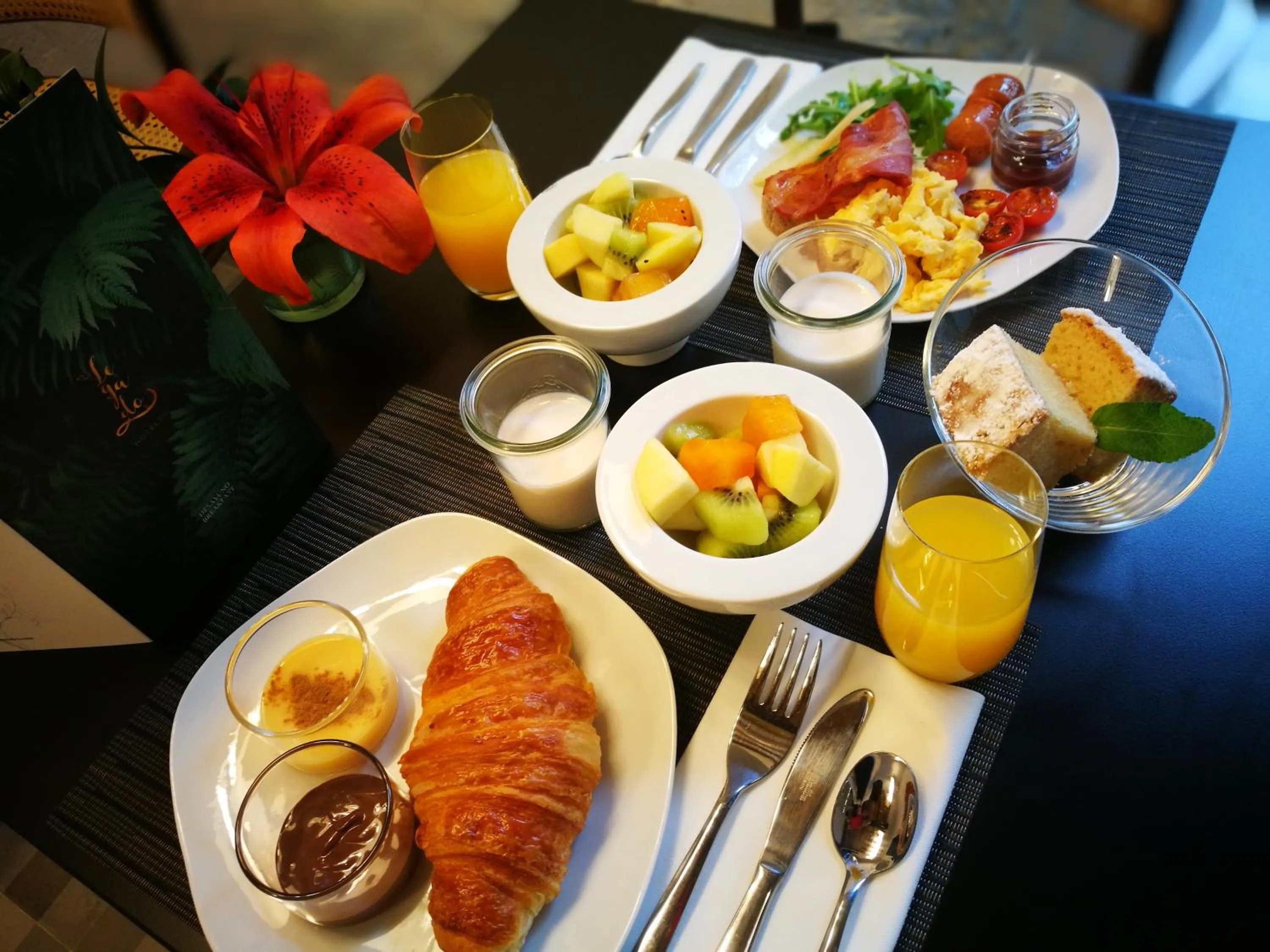 Breakfast in Legado Alcazar Hotel
