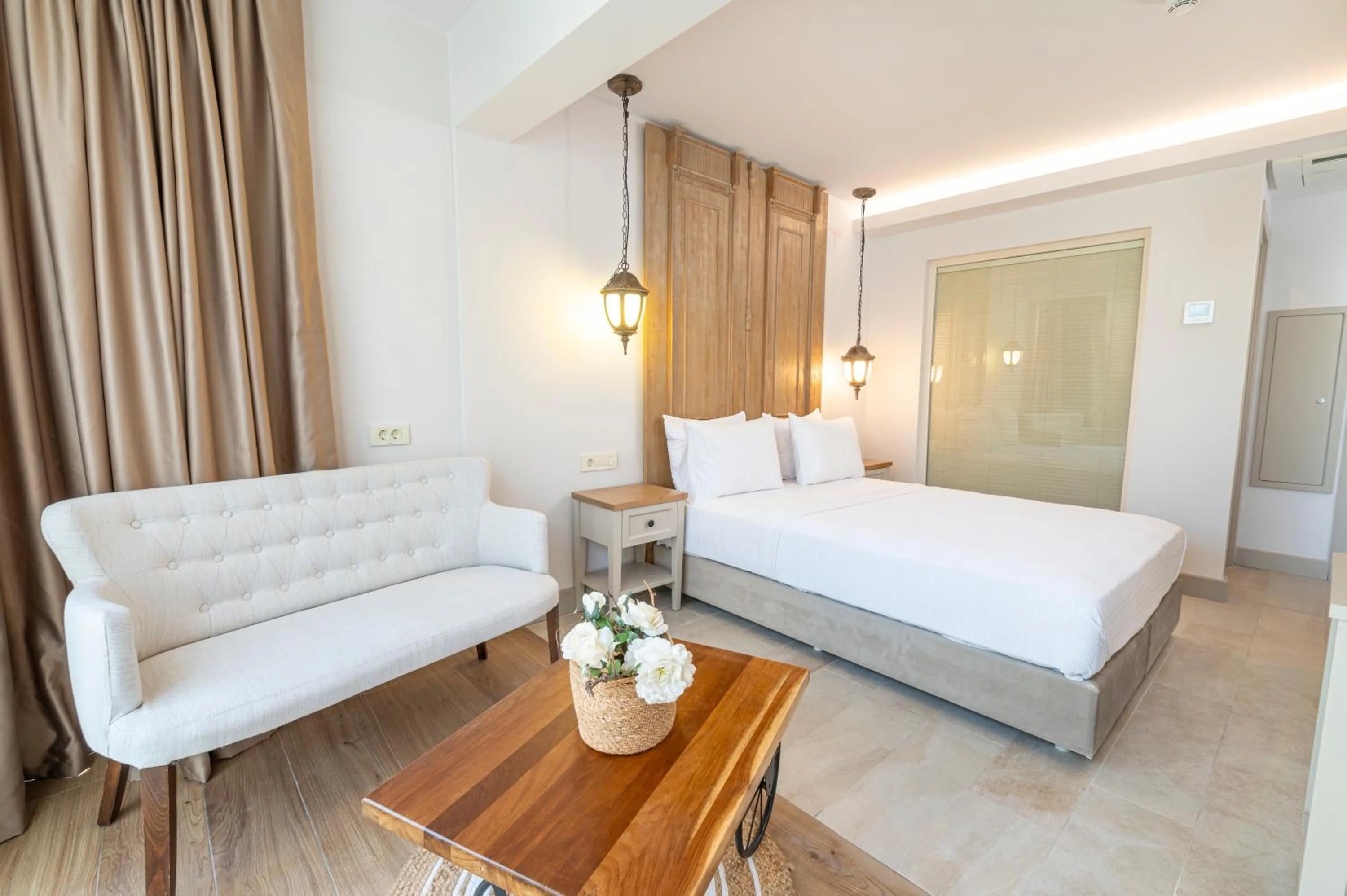 Photo of the whole room, Bed in Elista Hotel & Spa