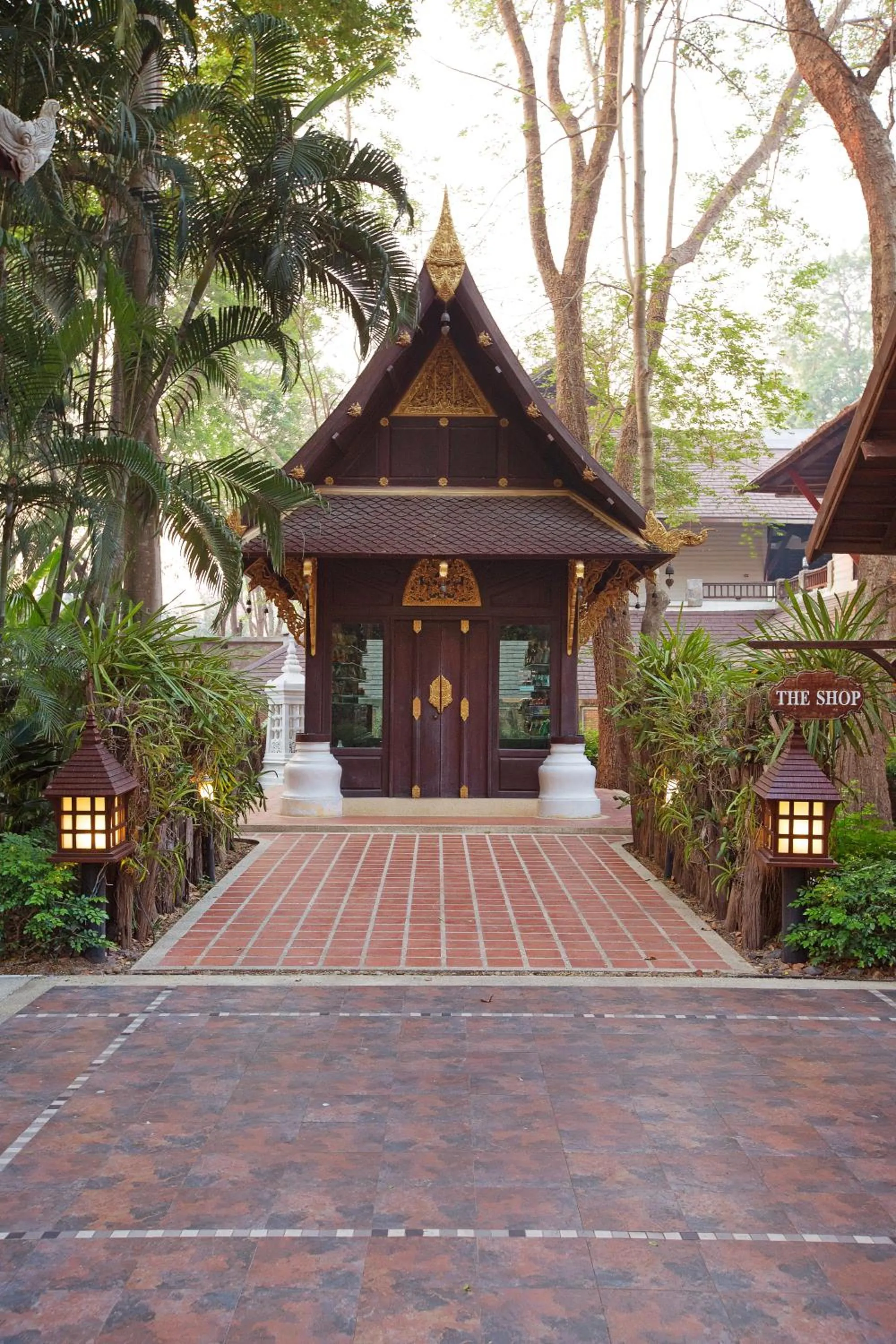 On-site shops in Mida Resort Kanchanaburi - SHA PLUS