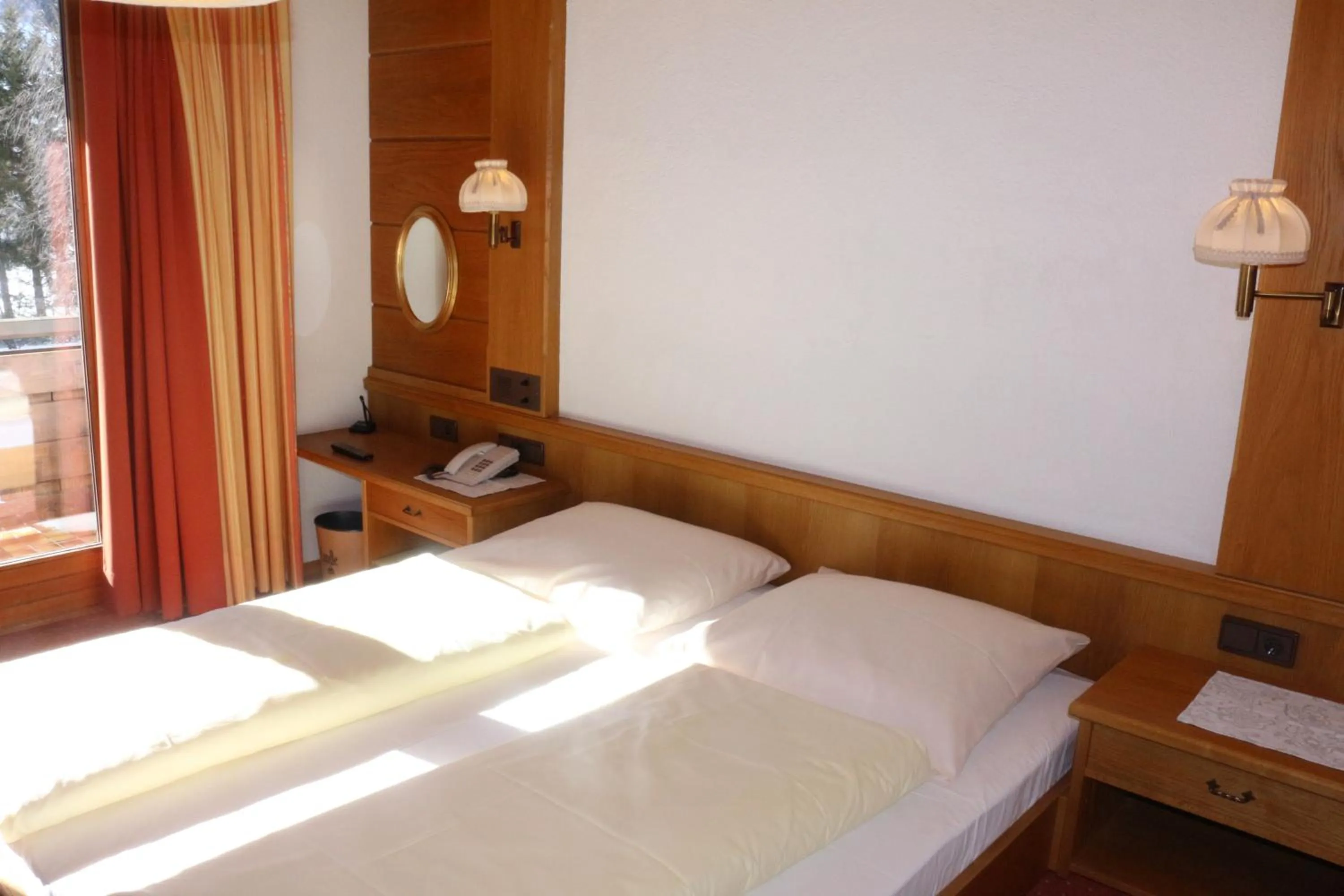 Photo of the whole room, Bed in Hotel Landle