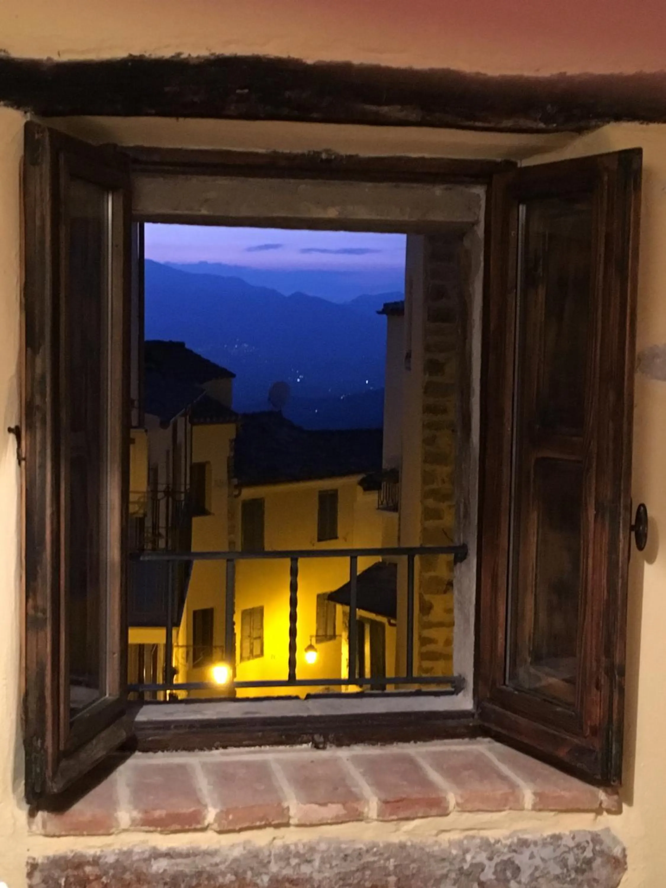 Mountain view in Alloggio del Grand Tour