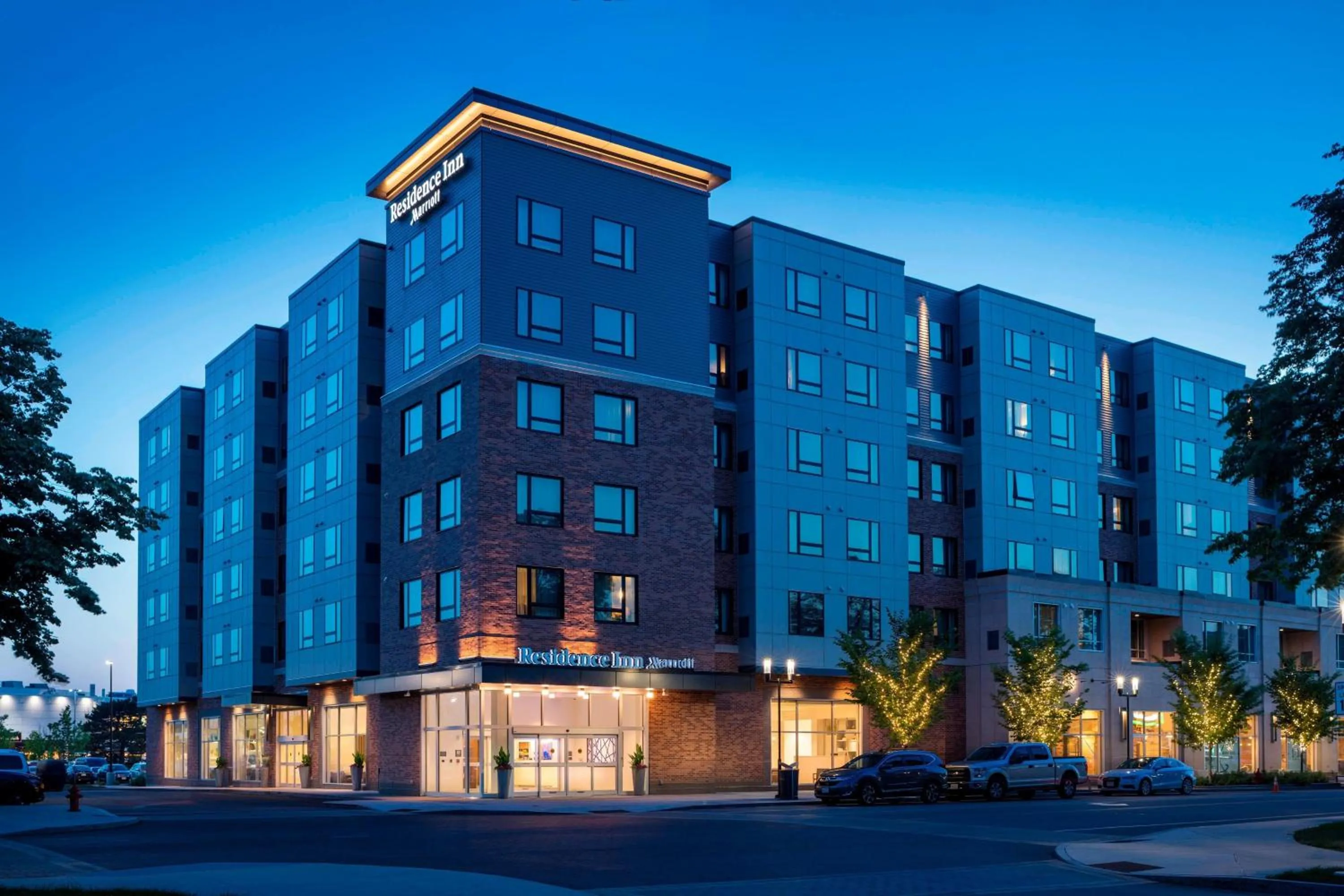 Property building in Residence Inn by Marriott Boston Burlington