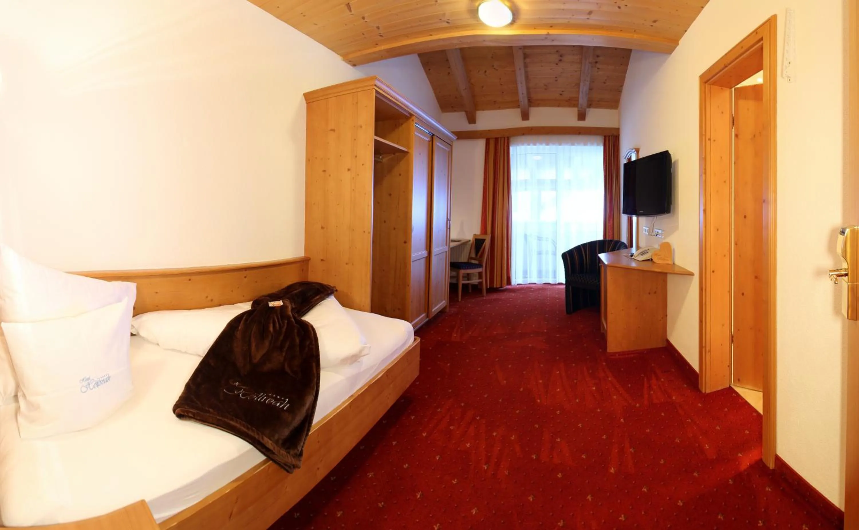 Bed in Hotel Höllroah