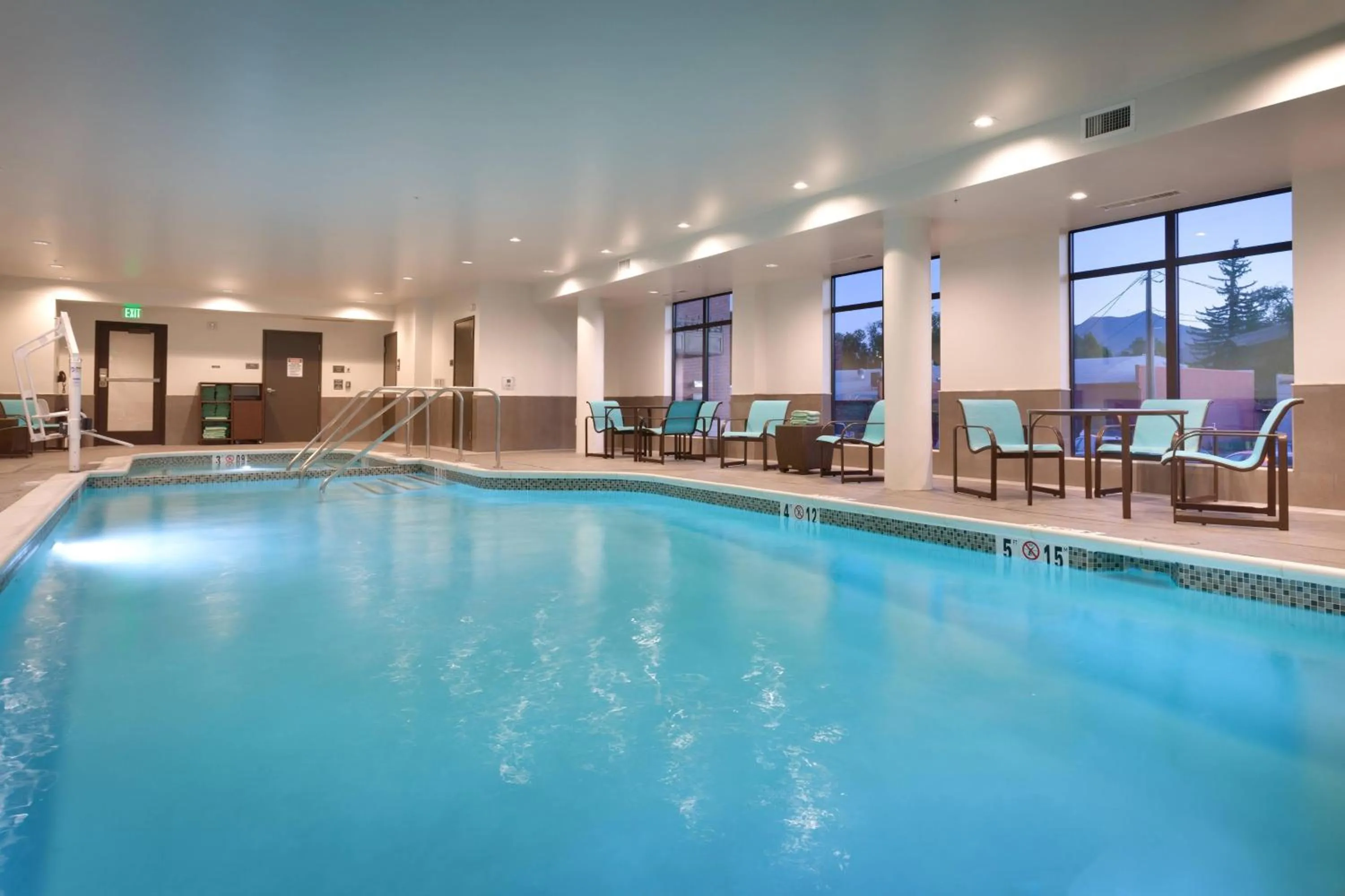 Swimming pool in Residence Inn by Marriott Flagstaff