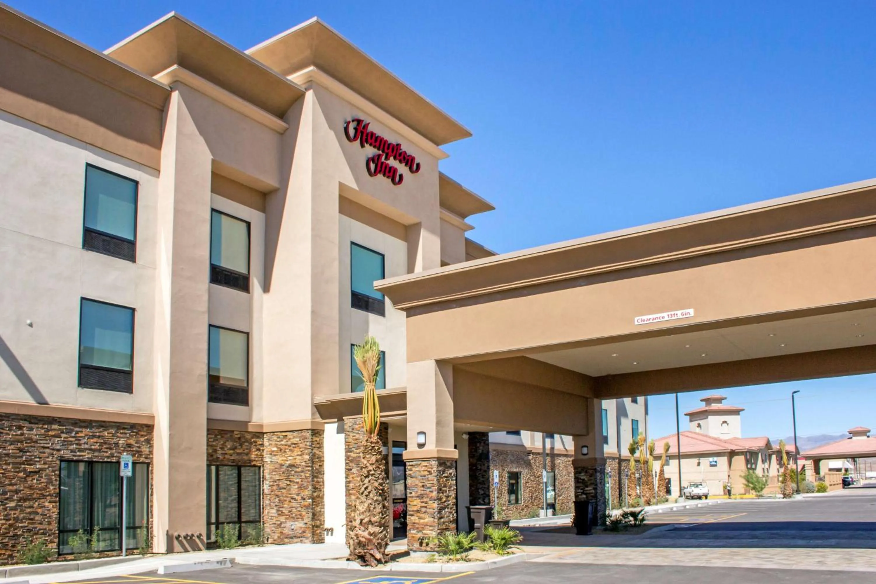 Property building in Hampton Inn Parker, AZ