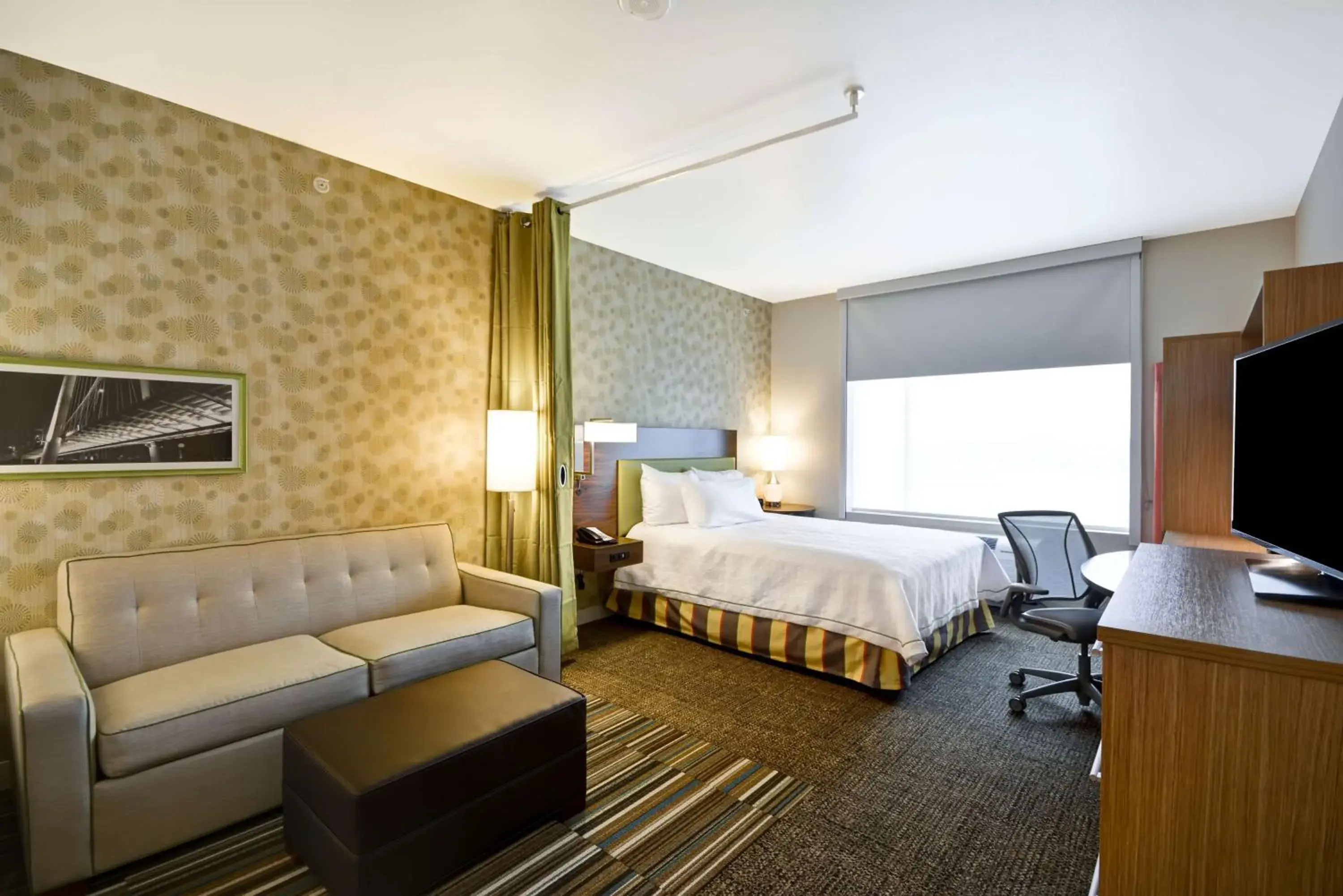 Queen Studio Suite - Hearing Access/Non-Smoking in Home2 Suites by Hilton Dallas Downtown at Baylor Scott & White Queen Studio Suite - Hearing Access/Non-Smoking in Home2 Suites by Hilton Dallas Downtown at Baylor Scott & White