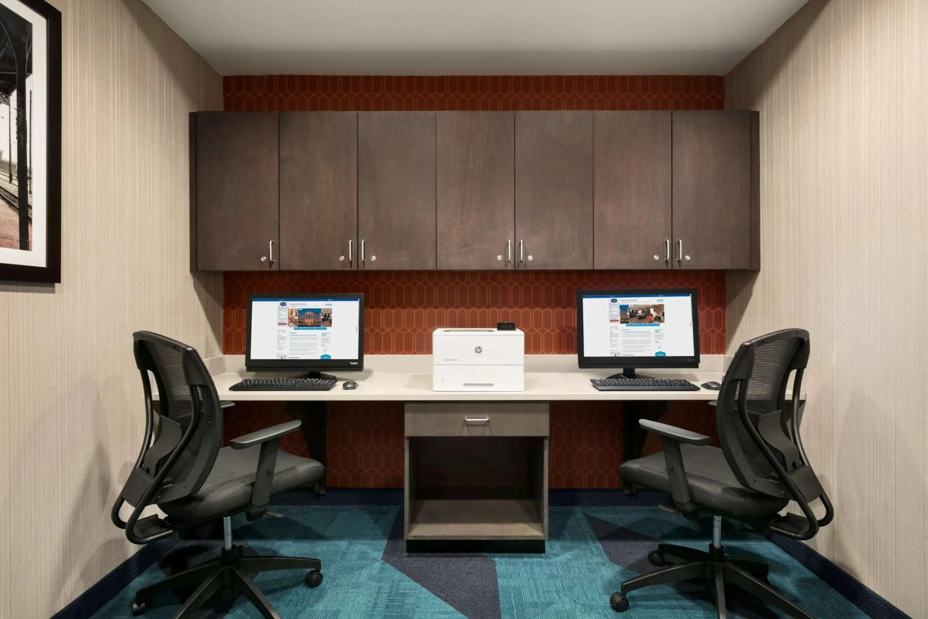 Business facilities in Hampton Inn Kernersville