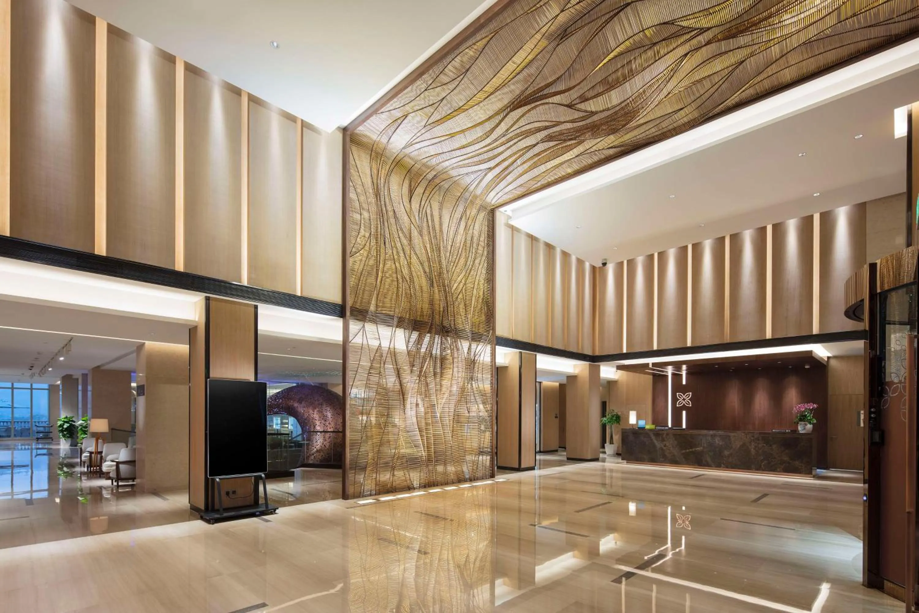 Lobby or reception in Hilton Garden Inn Hangzhou Lu'Niao