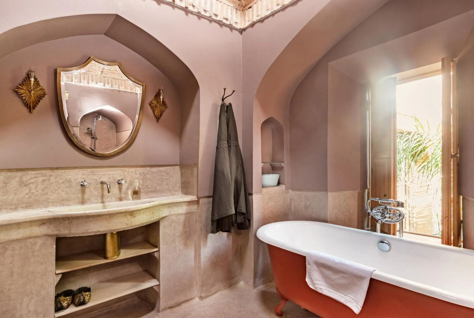 Bathroom in Riad Kbour & Chou
