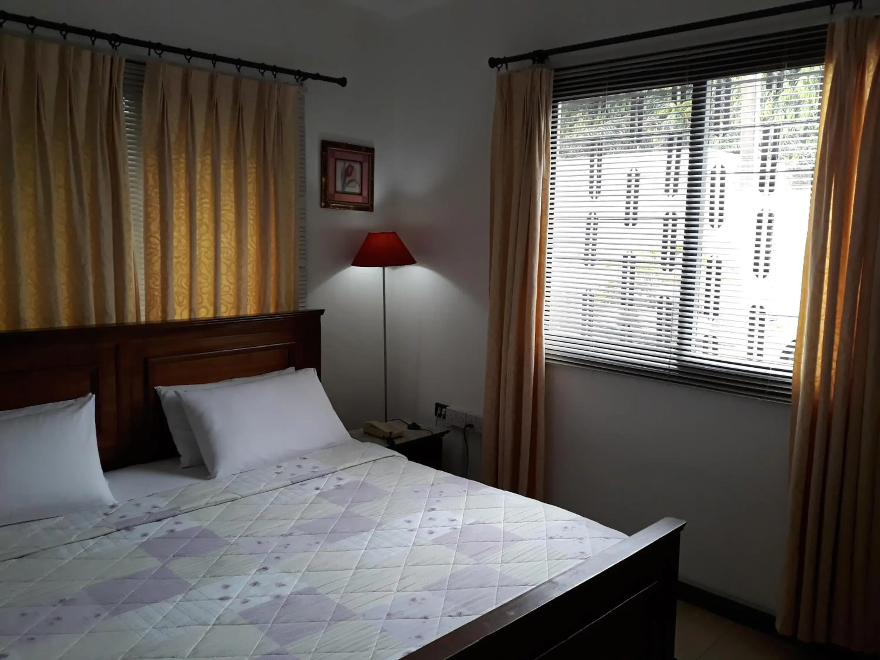 Deluxe Double Room in Lavender Lodge Hotel Deluxe Double Room in Lavender Lodge Hotel