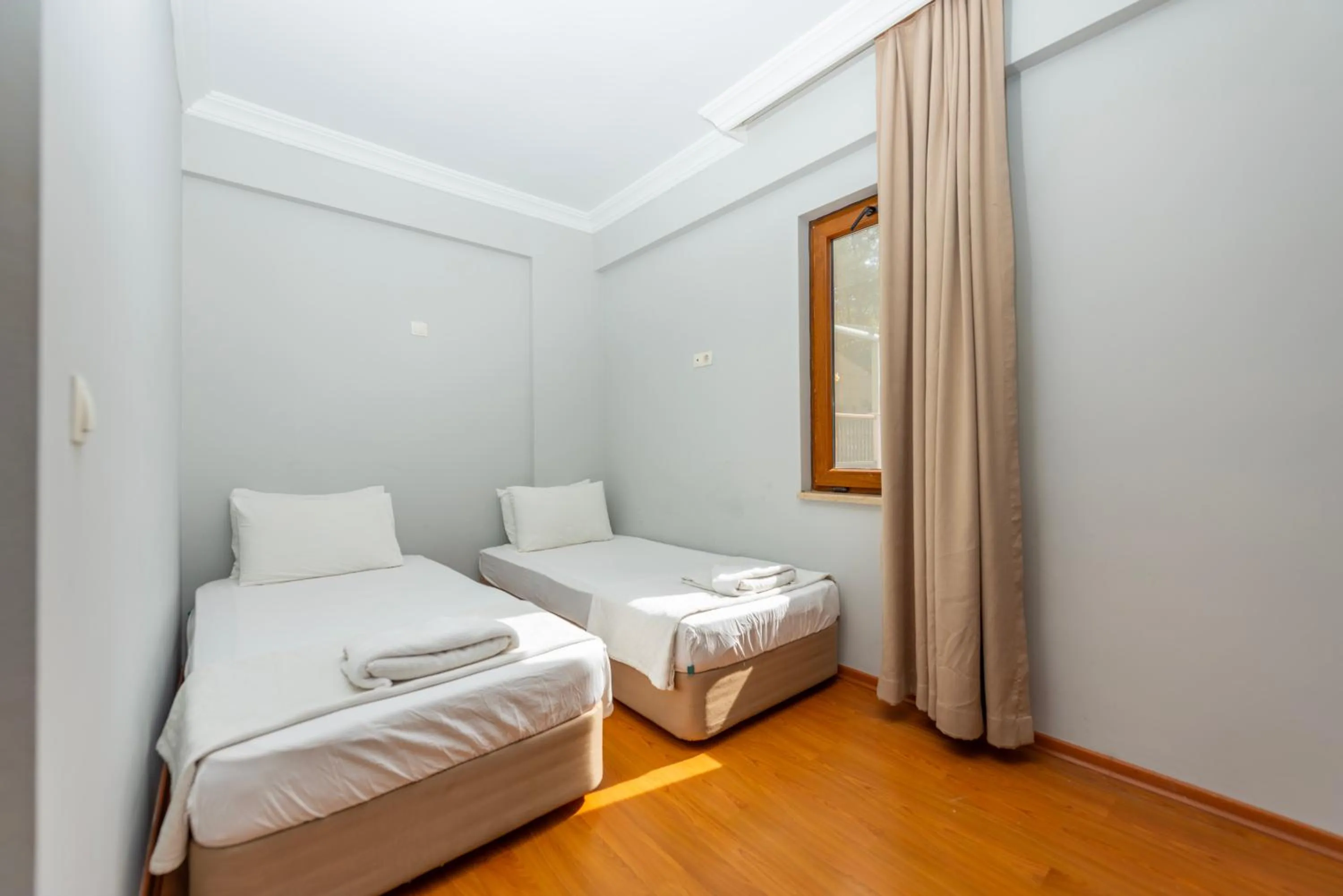 Bedroom, Bed in Pine Valley Hotel Oludeniz