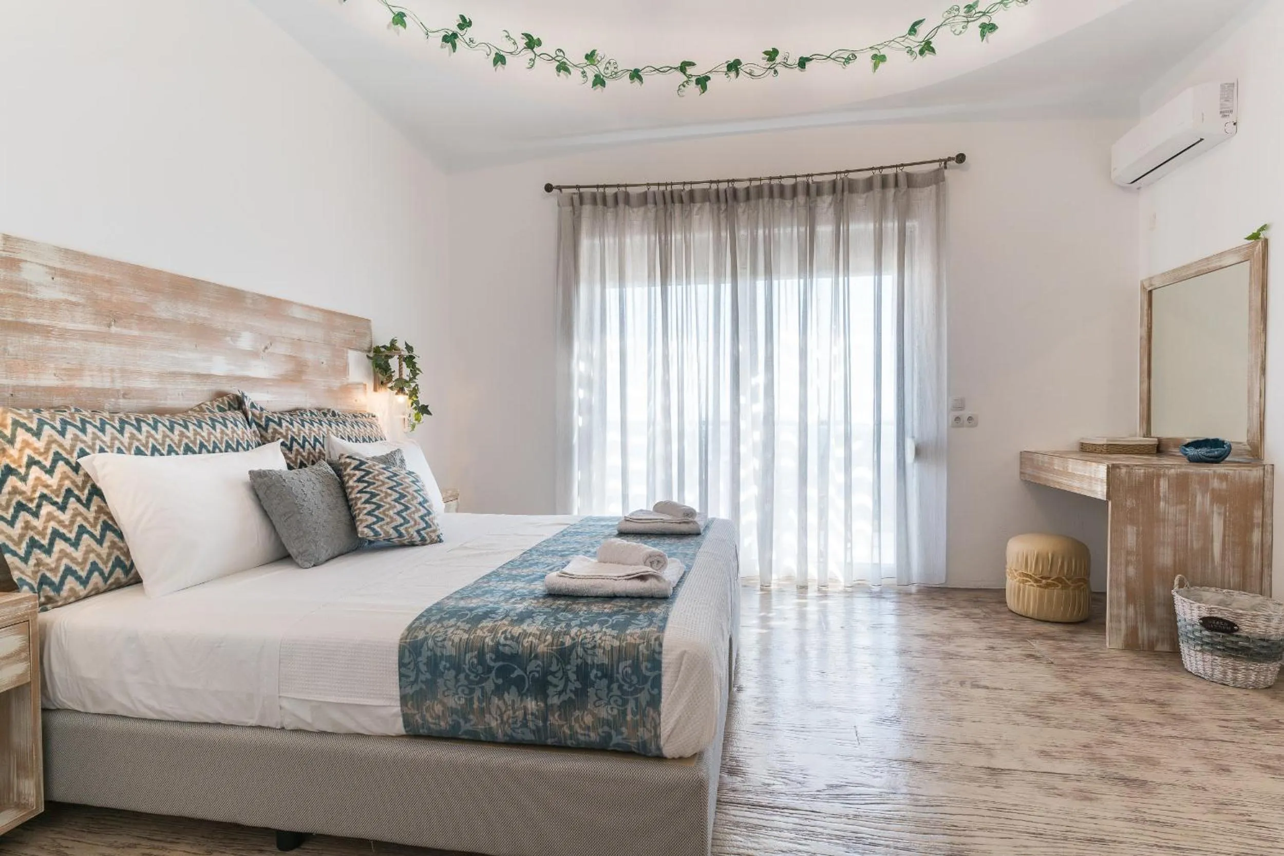 Bed in Muses of art Villas