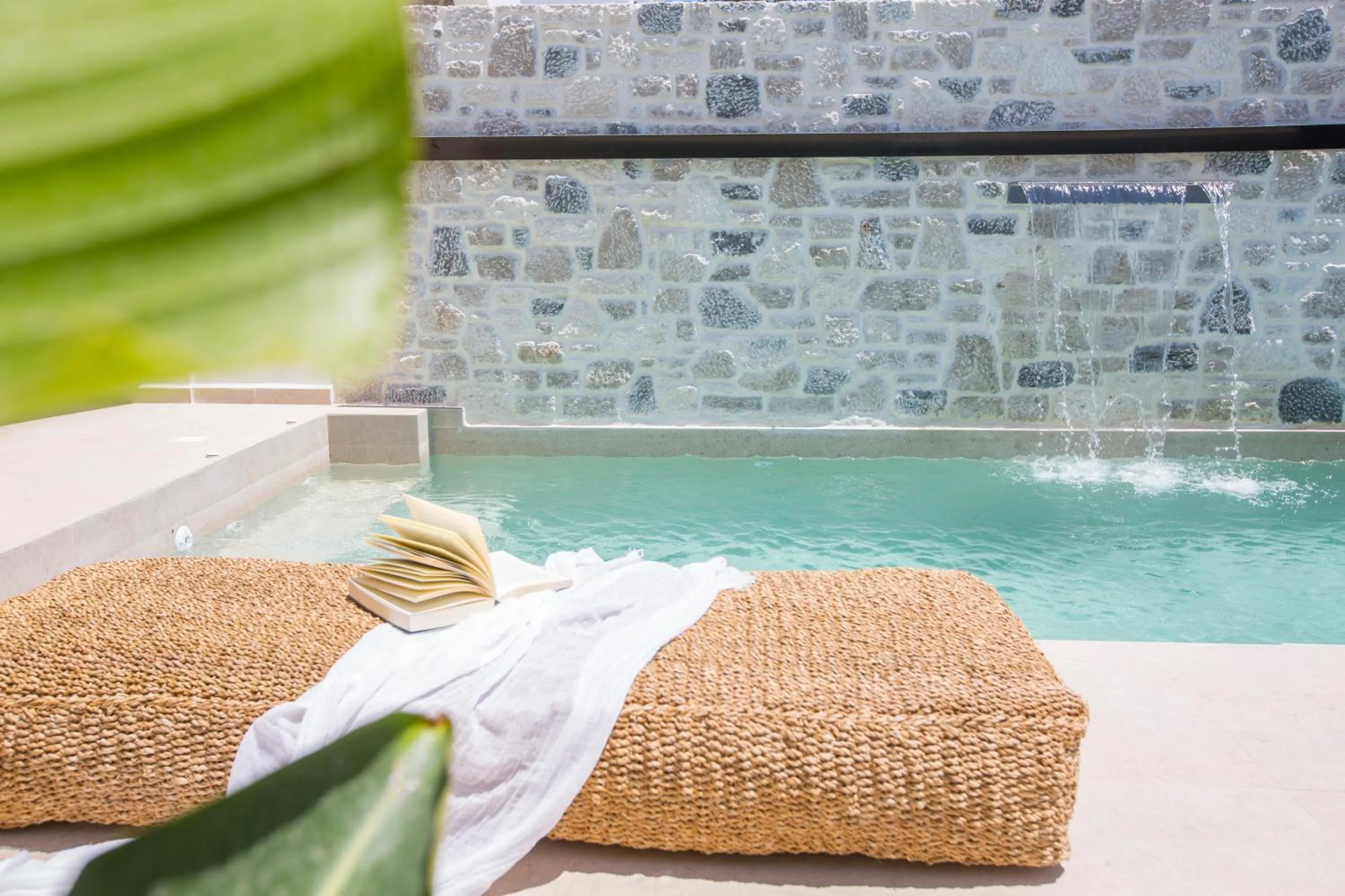 Hot Tub in Muses of art Villas