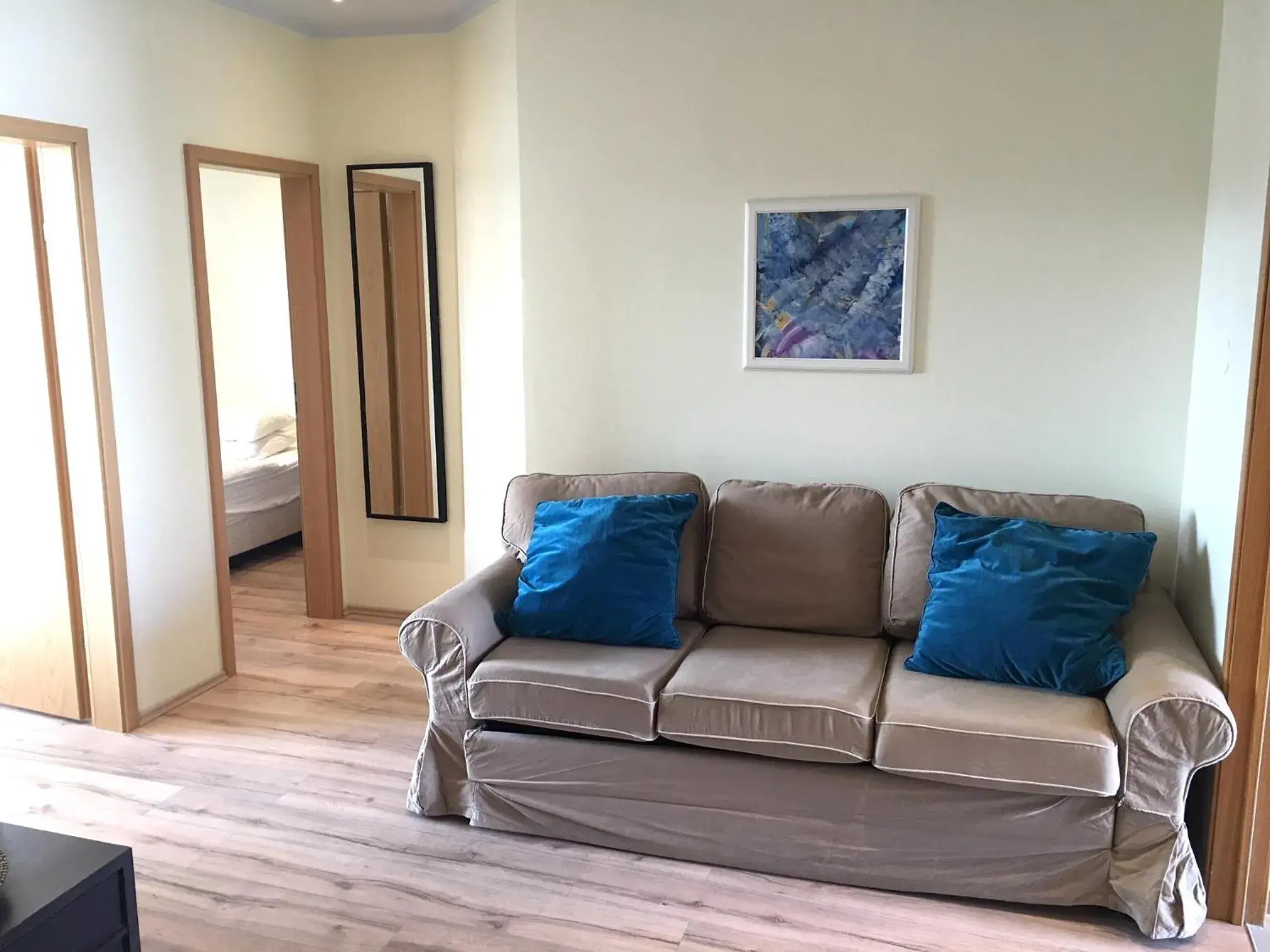 Standard Apartment, 3 Bedrooms, 1.5 Bathrooms - City View in Downtown Reykjavík Apartments Standard Apartment, 3 Bedrooms, 1.5 Bathrooms - City View in Downtown Reykjavík Apartments