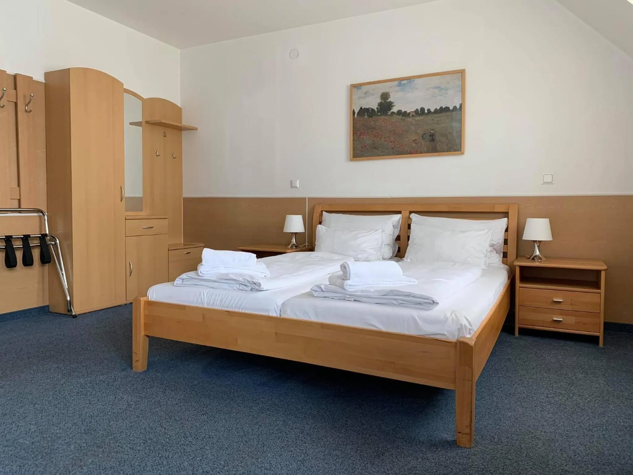 Bed in Hotel Donaustadt Kagran - at Metro U1