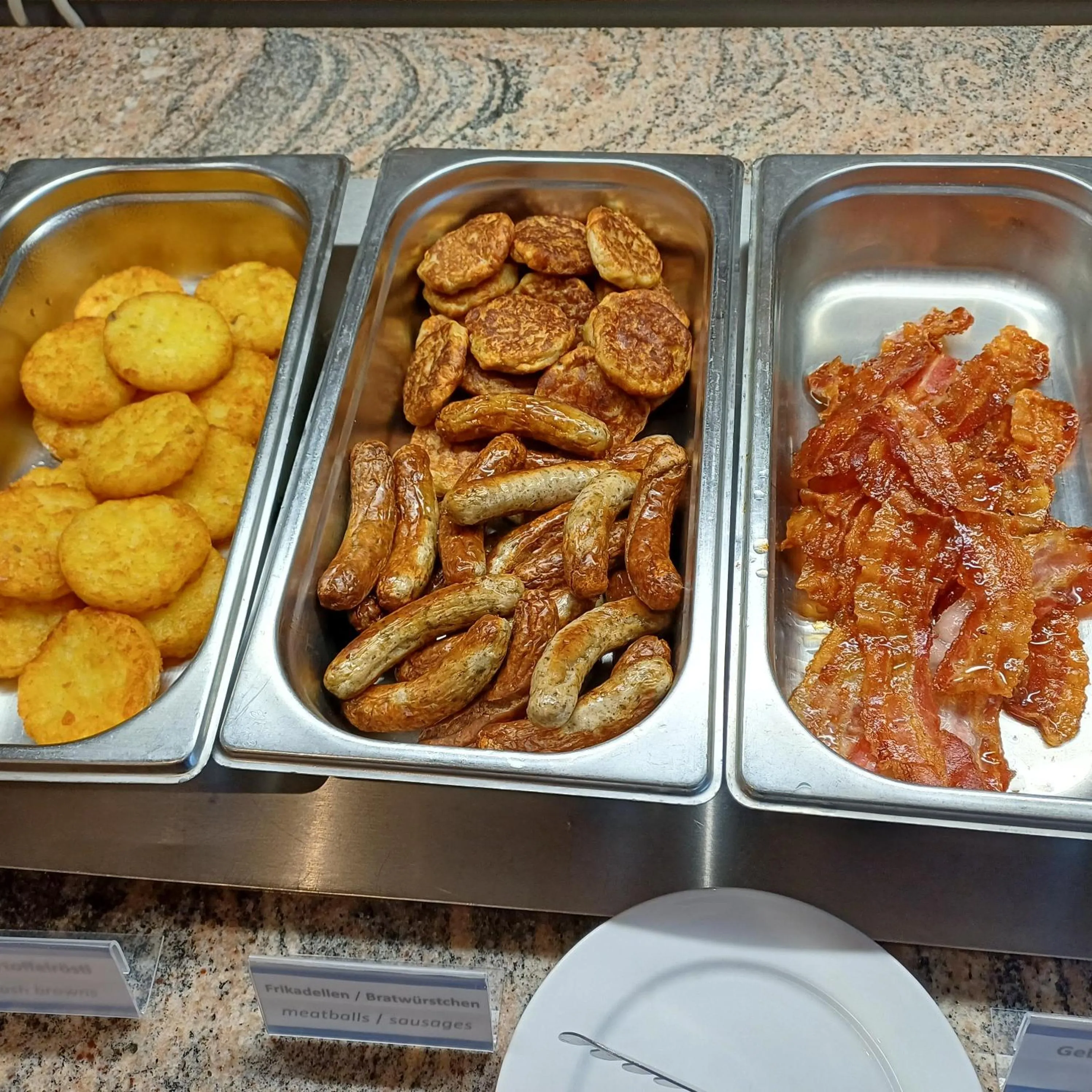 Buffet breakfast in TRIP INN PostHotel Düren