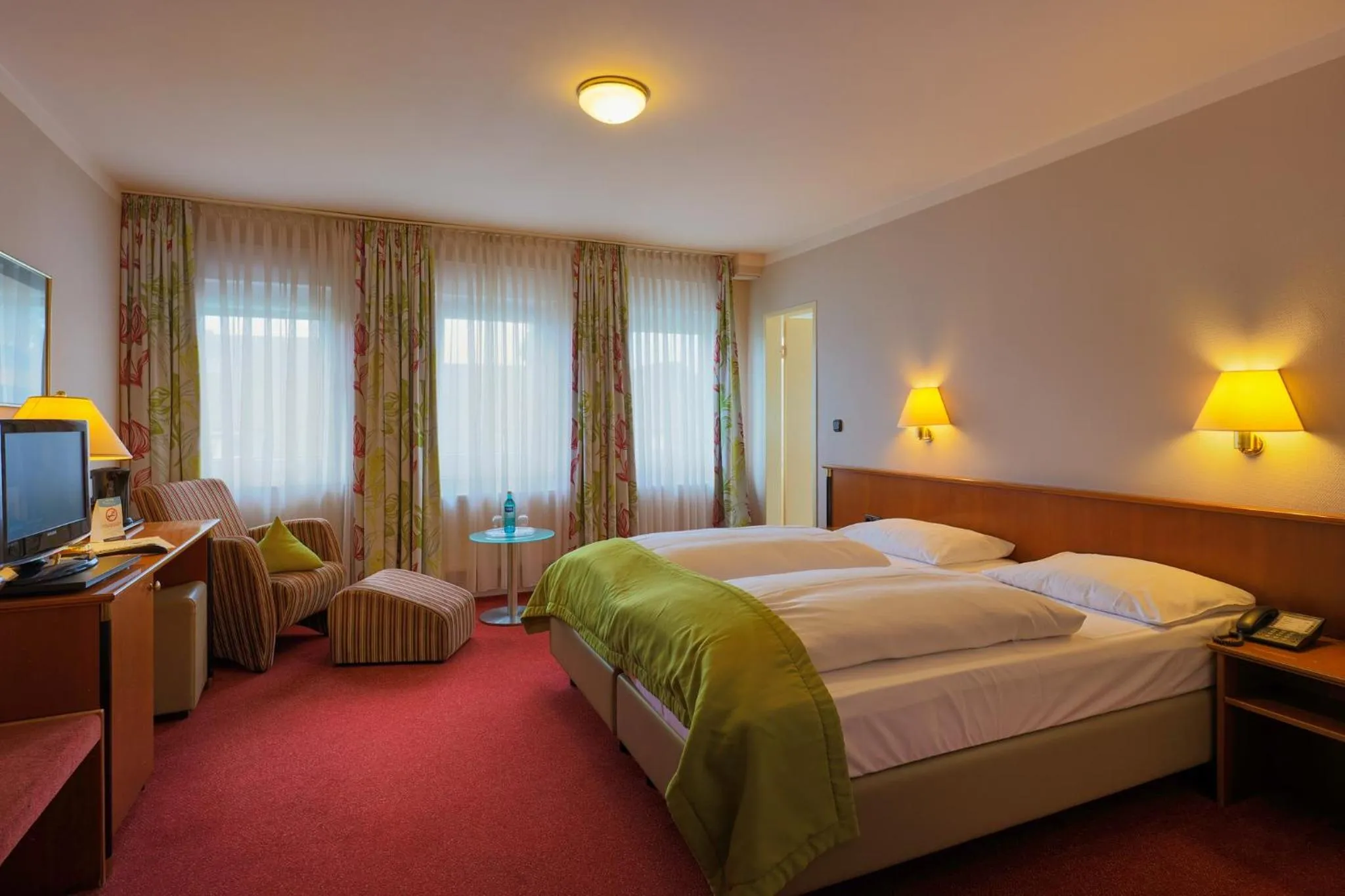 Photo of the whole room, Bed in TRIP INN PostHotel Düren