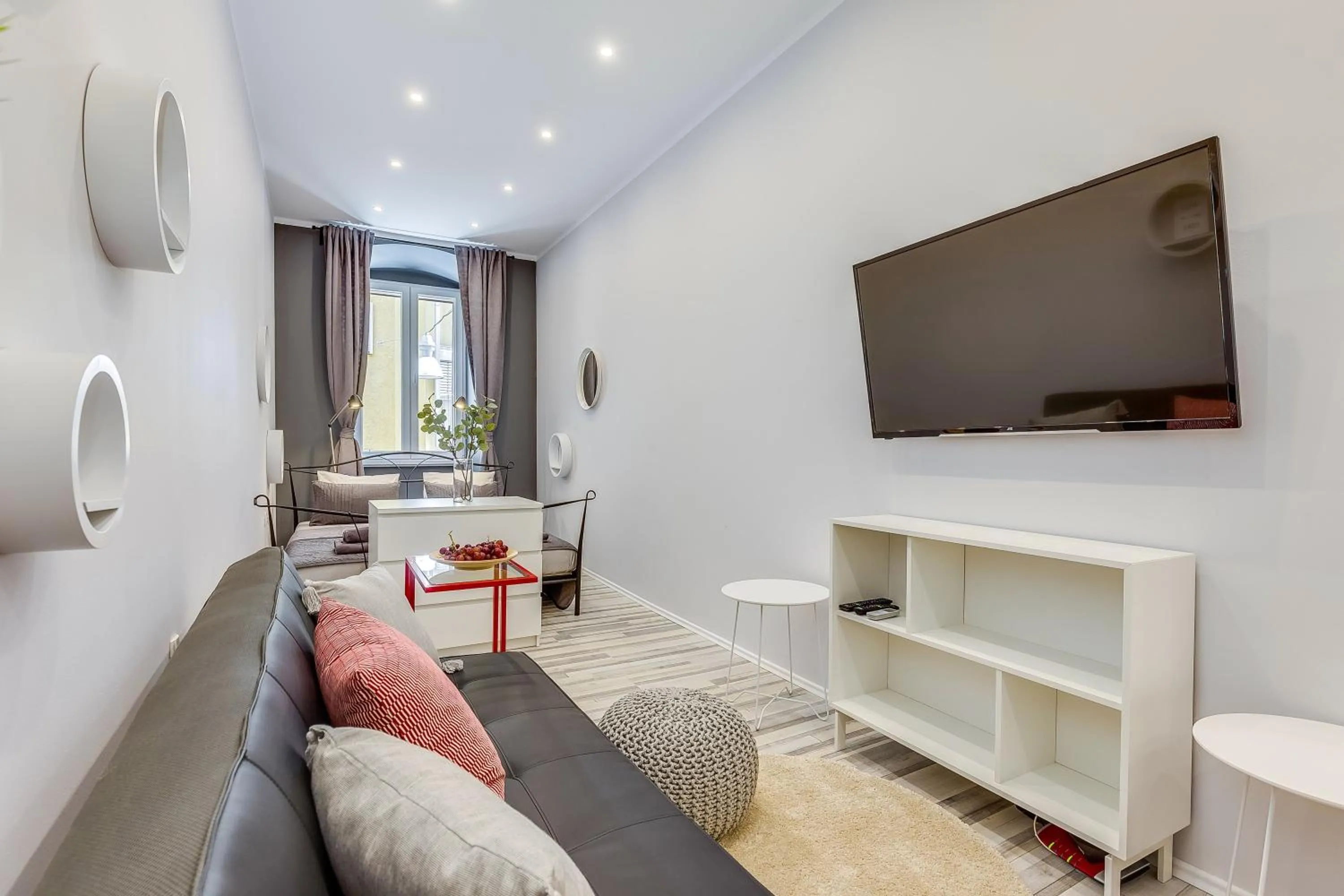 TV and multimedia in Main Square studios