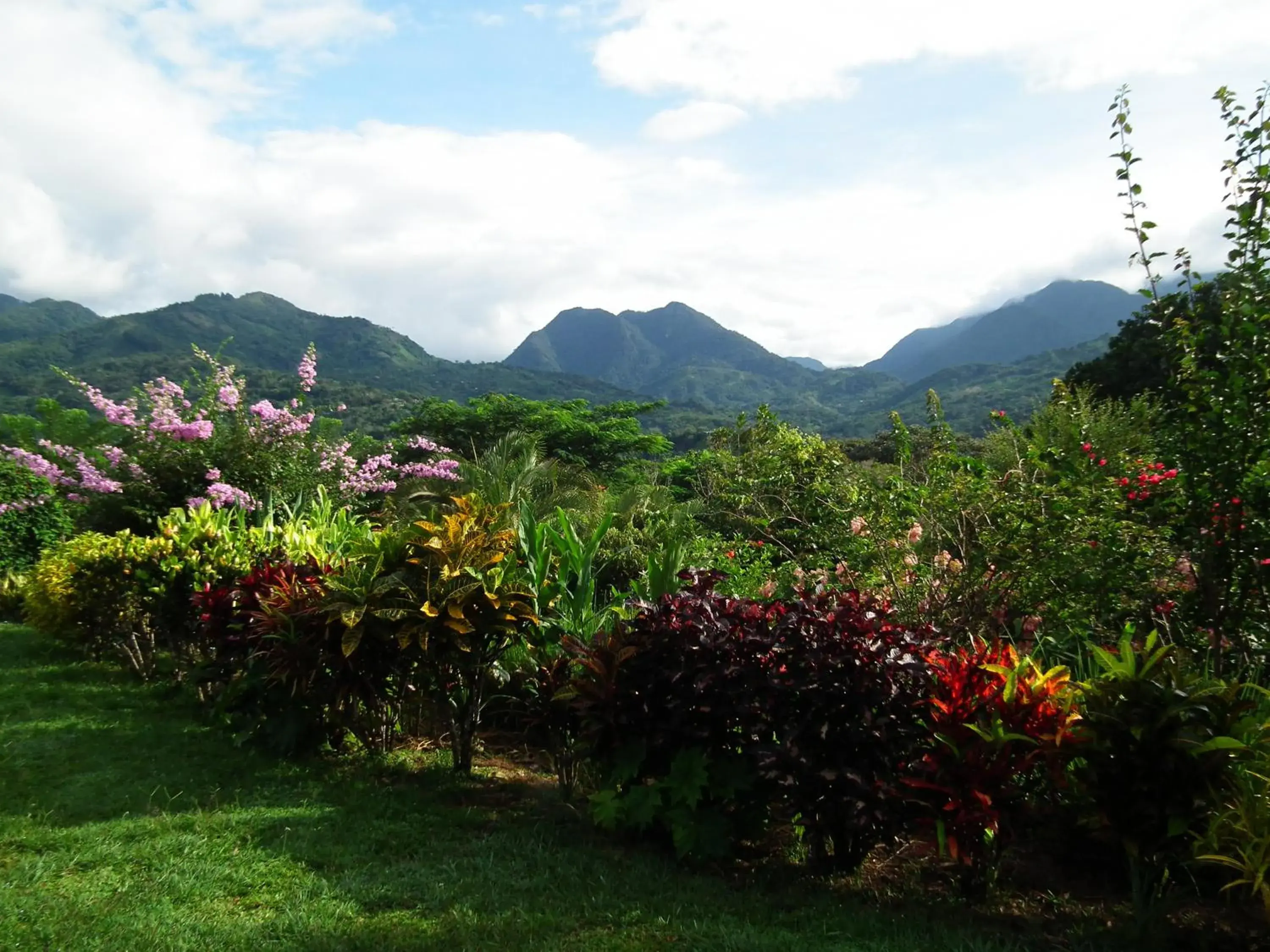 Deluxe Queen Room in Hotel Anachoreo Deluxe Queen Room in Hotel Anachoreo