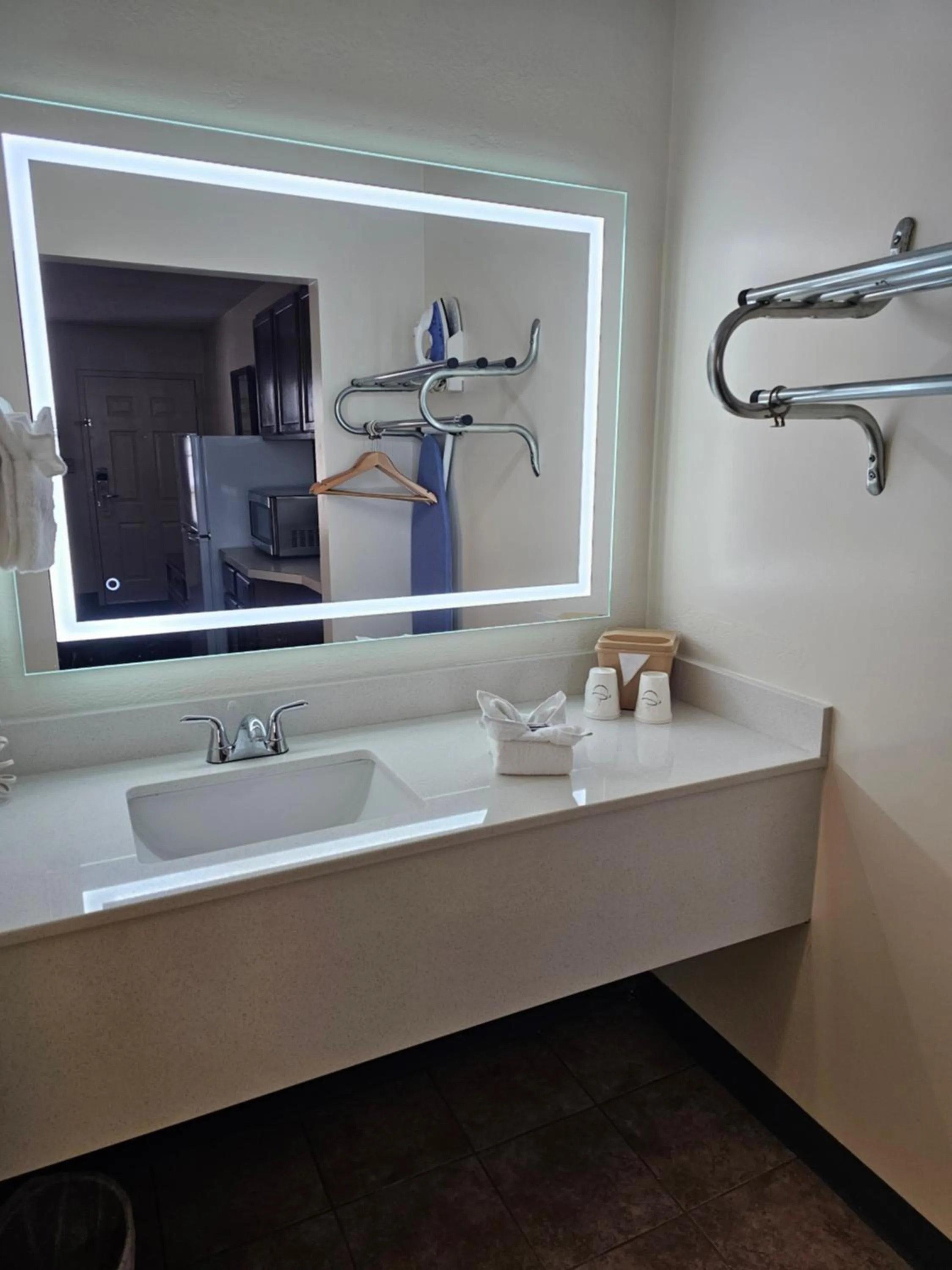 Bathroom in Bluegrass Extended Stay
