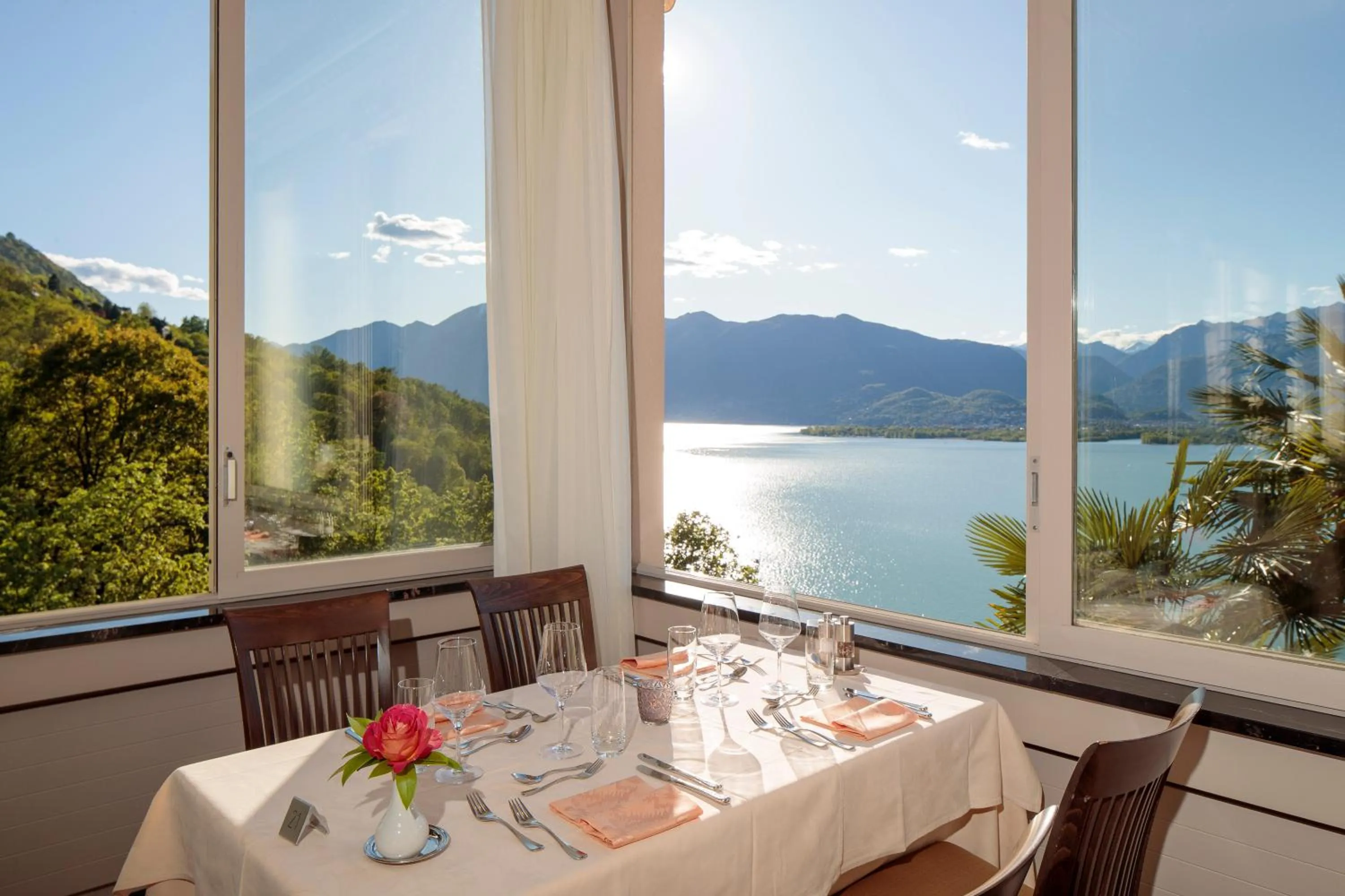 Restaurant/places to eat in Bellavista Swiss Quality Hotel