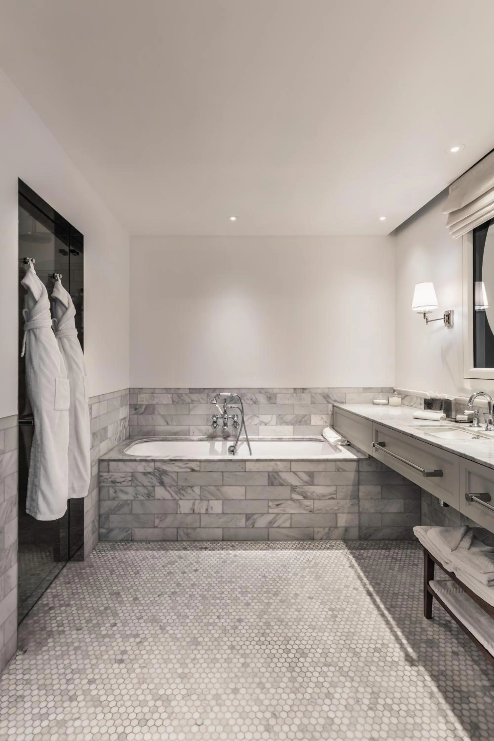 Bedroom in The Mandrake