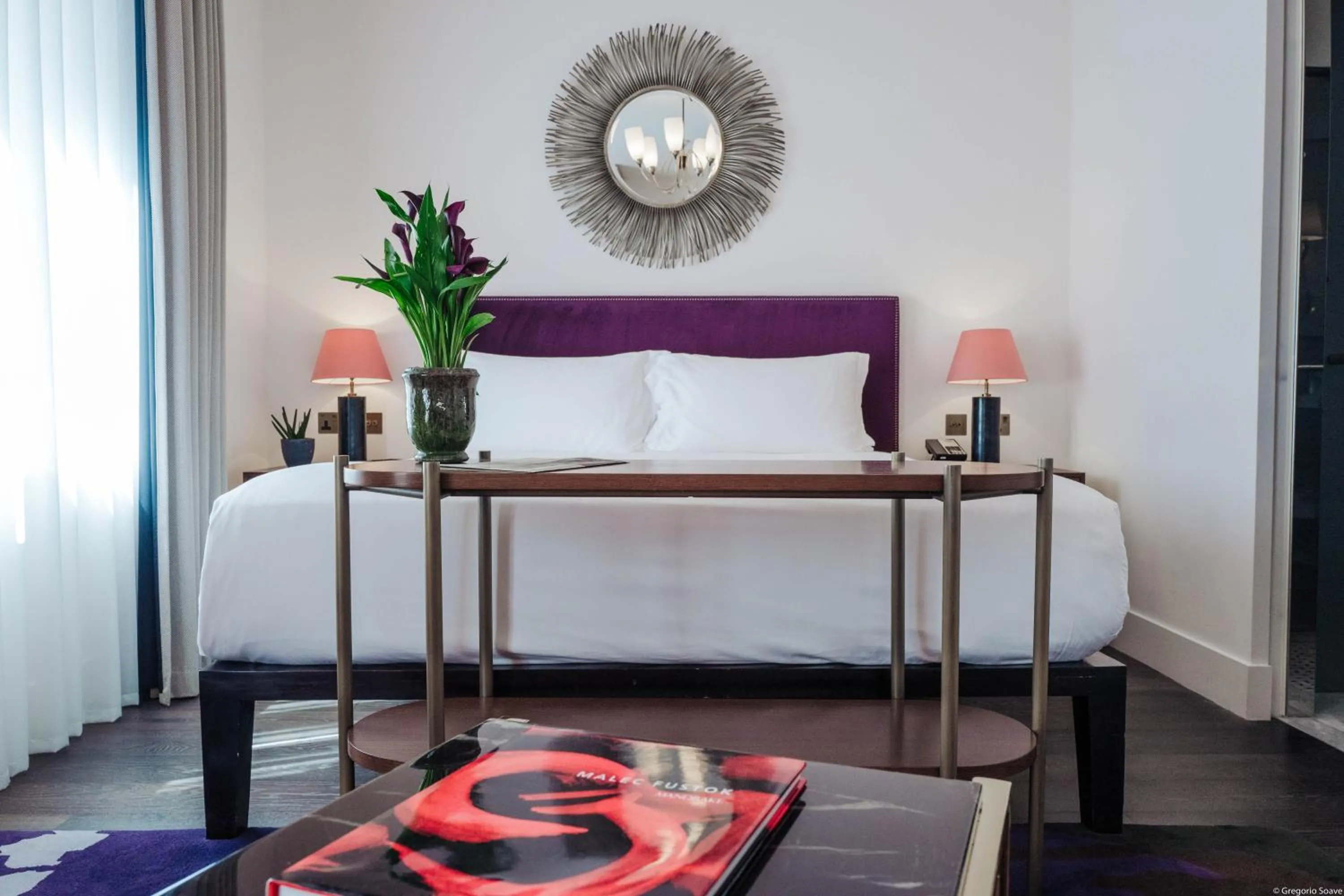 Bedroom in The Mandrake