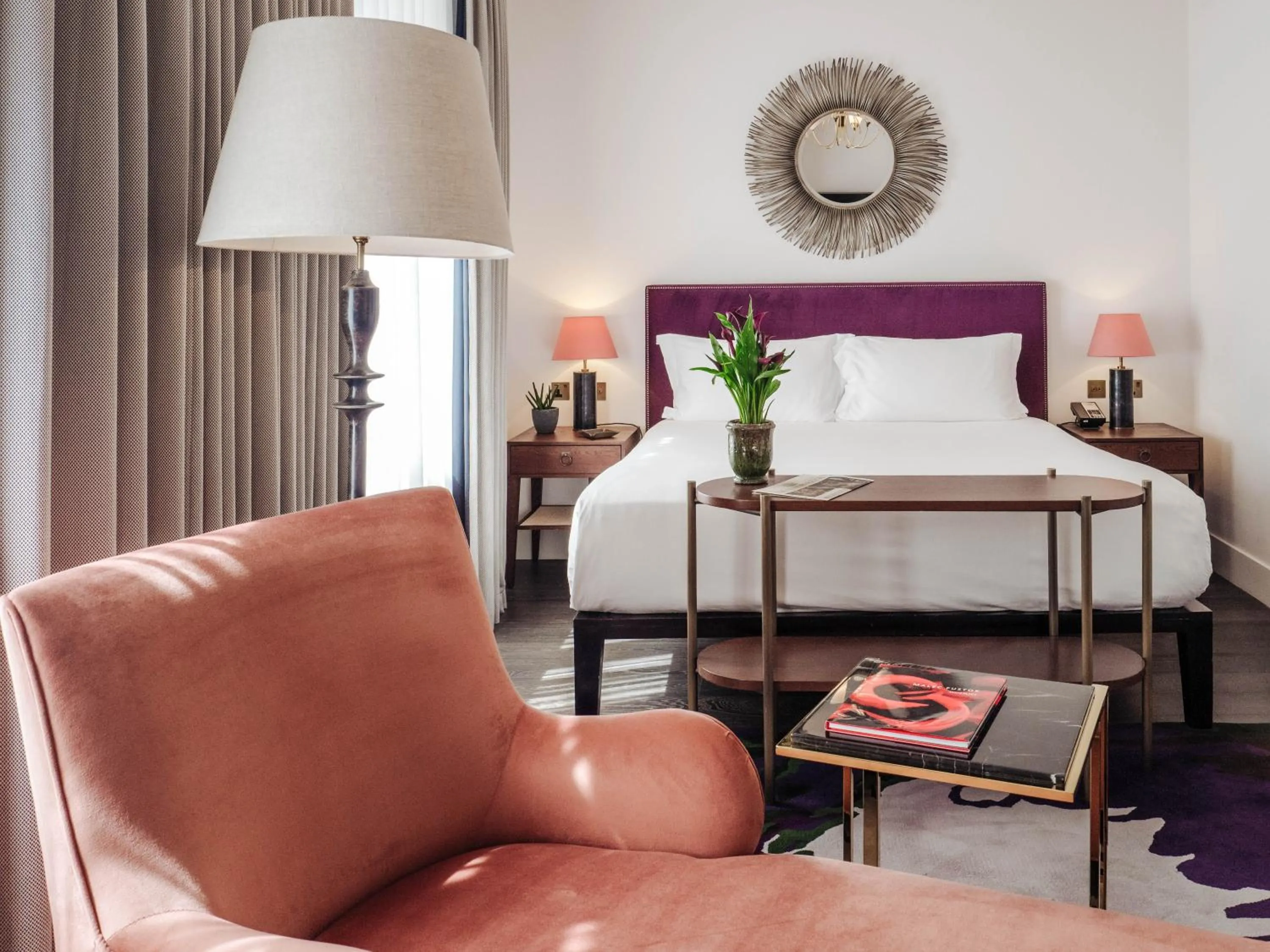 Bedroom in The Mandrake