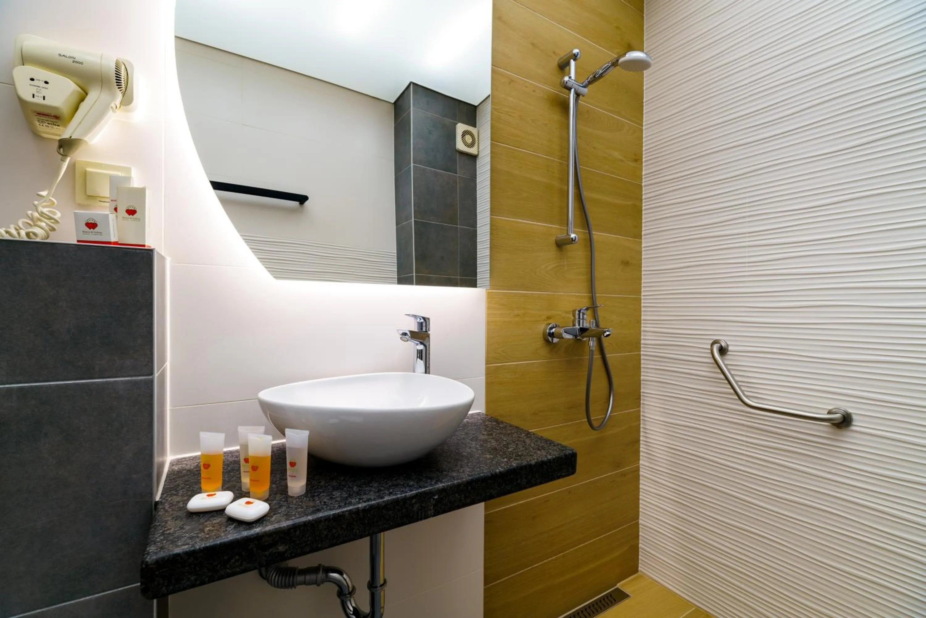 Shower in Bistra & Galina Hotel