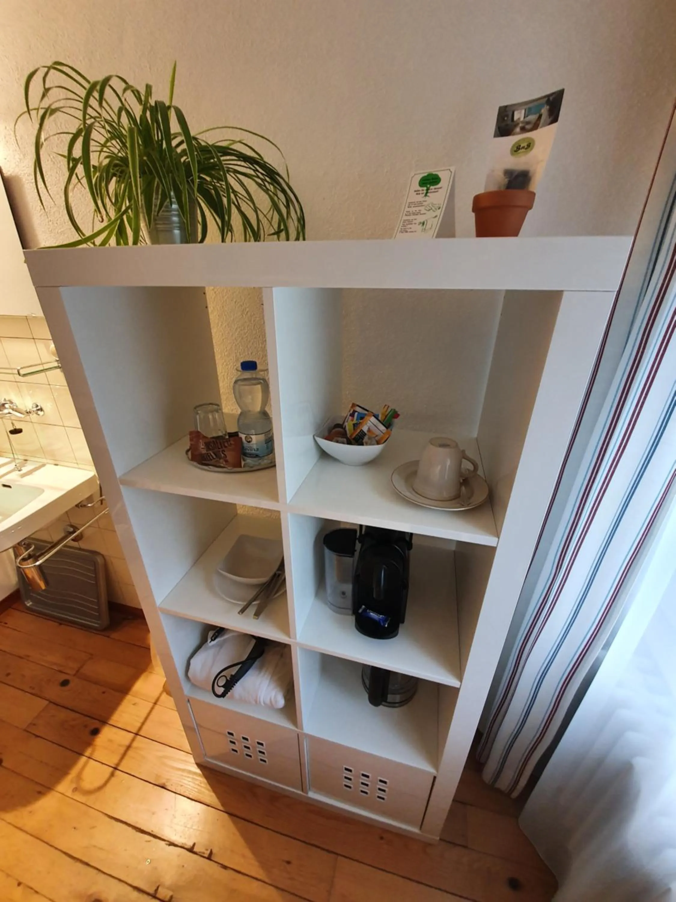 room service in BnB Haus Weibel