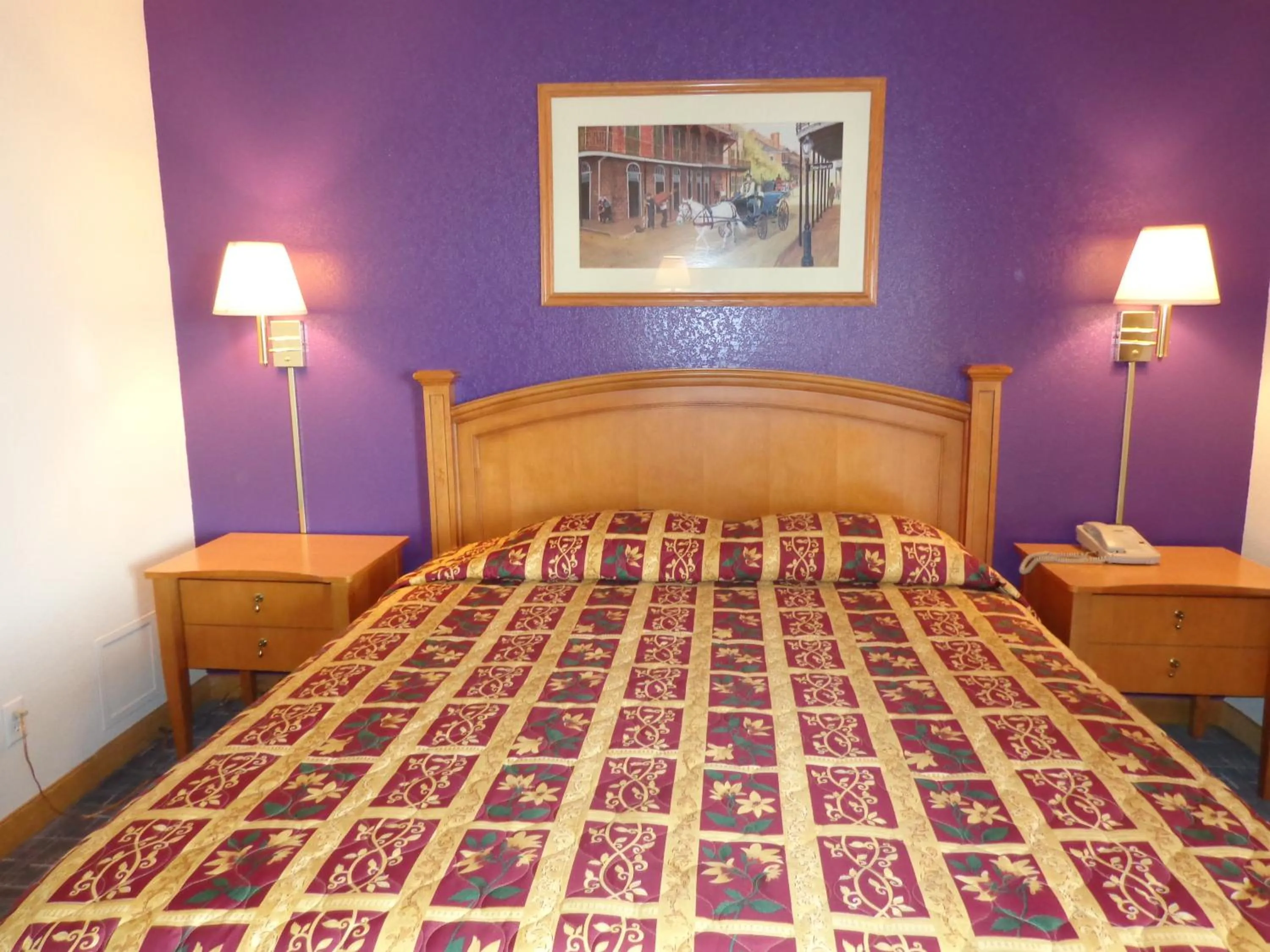 Bed in Knights Inn Phoenix at N Black Canyon Hwy