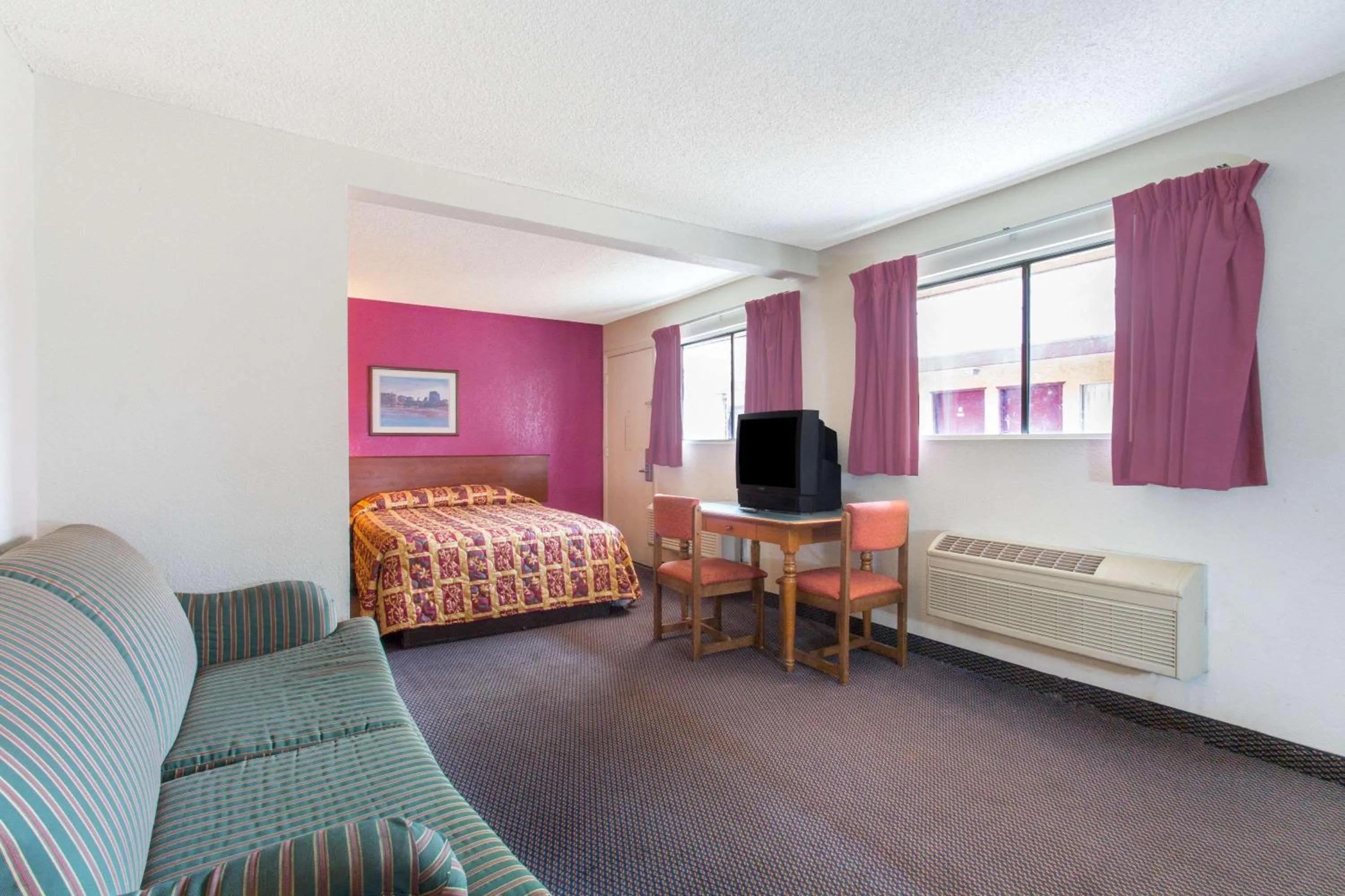 Photo of the whole room in Knights Inn Phoenix at N Black Canyon Hwy