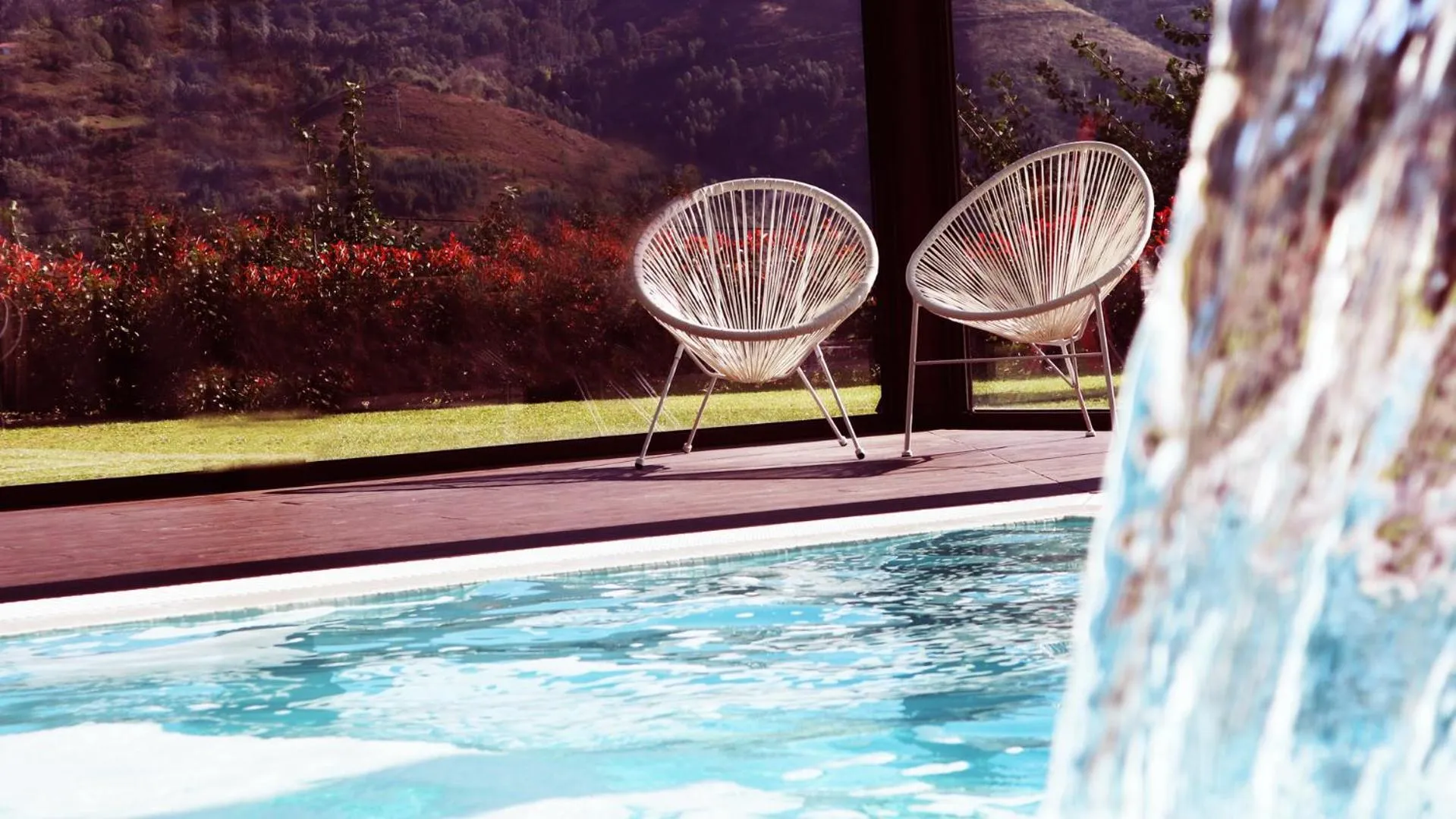 Swimming pool in Agrinho Suites & Spa Gerês