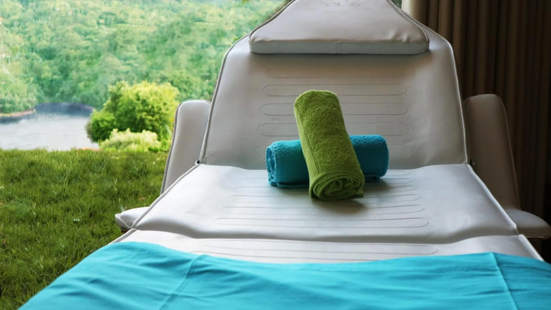 Massage in Agrinho Suites & Spa Gerês