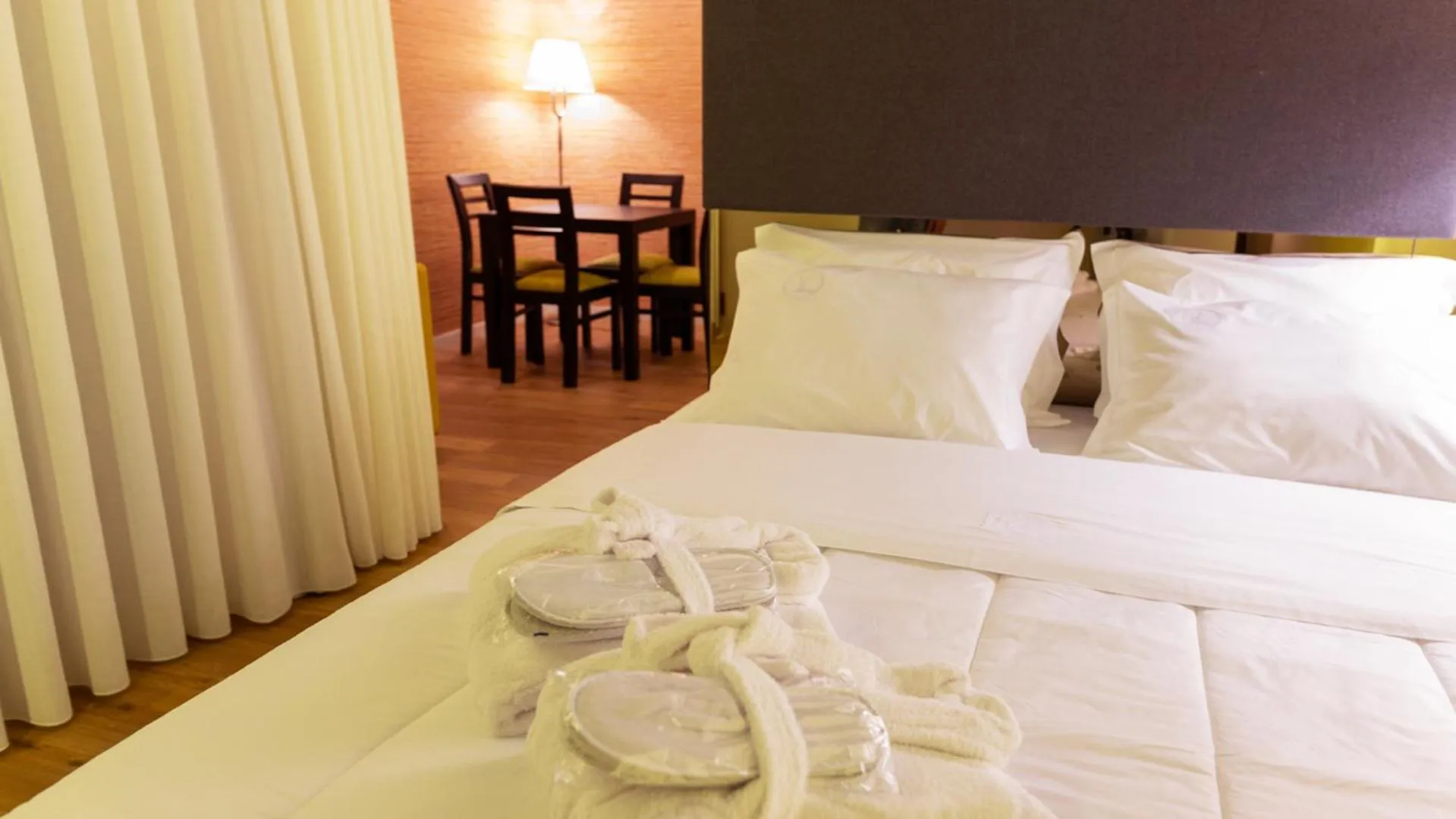 Bedroom, Bed in Agrinho Suites & Spa Gerês