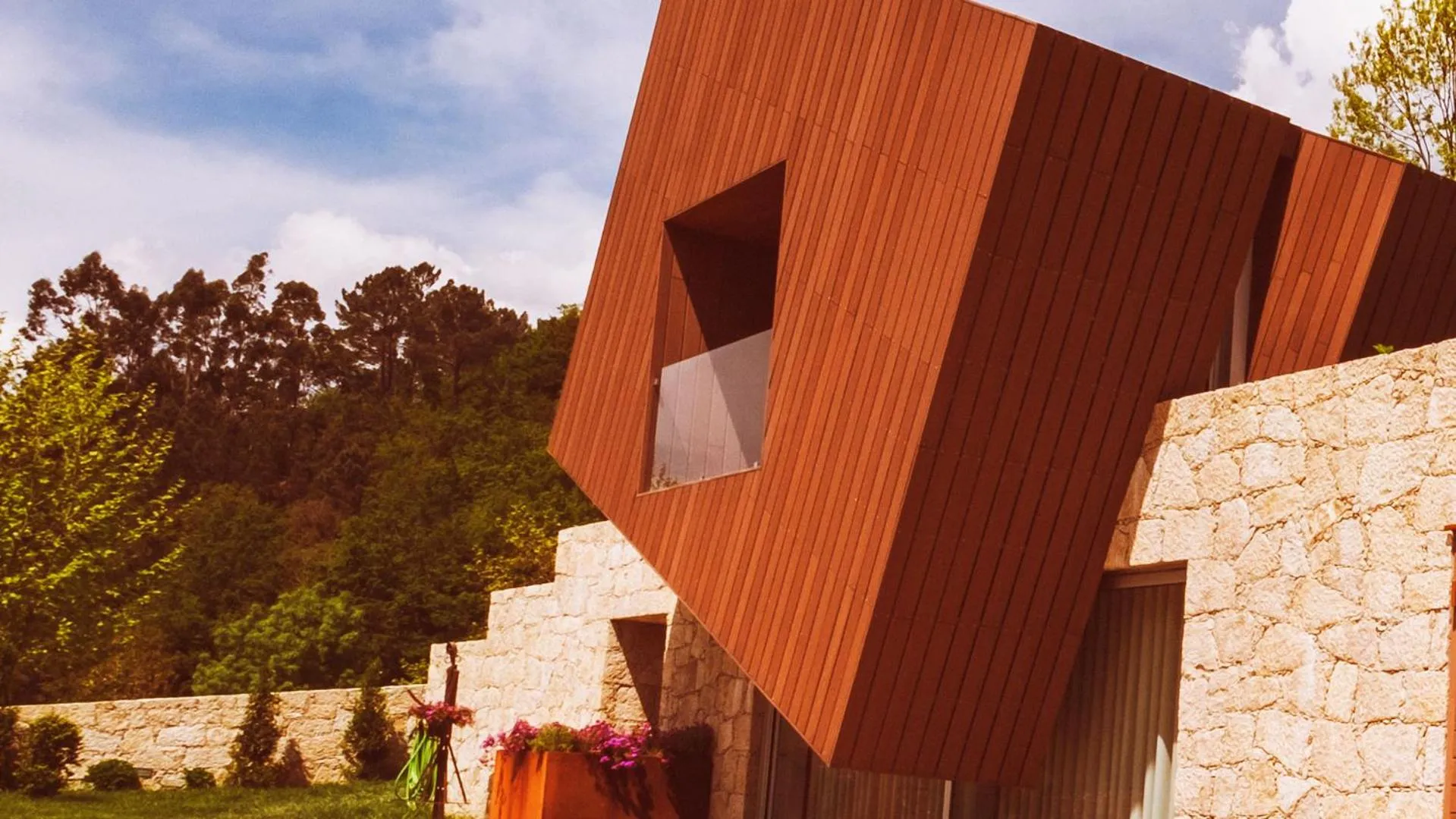 Property building in Agrinho Suites & Spa Gerês