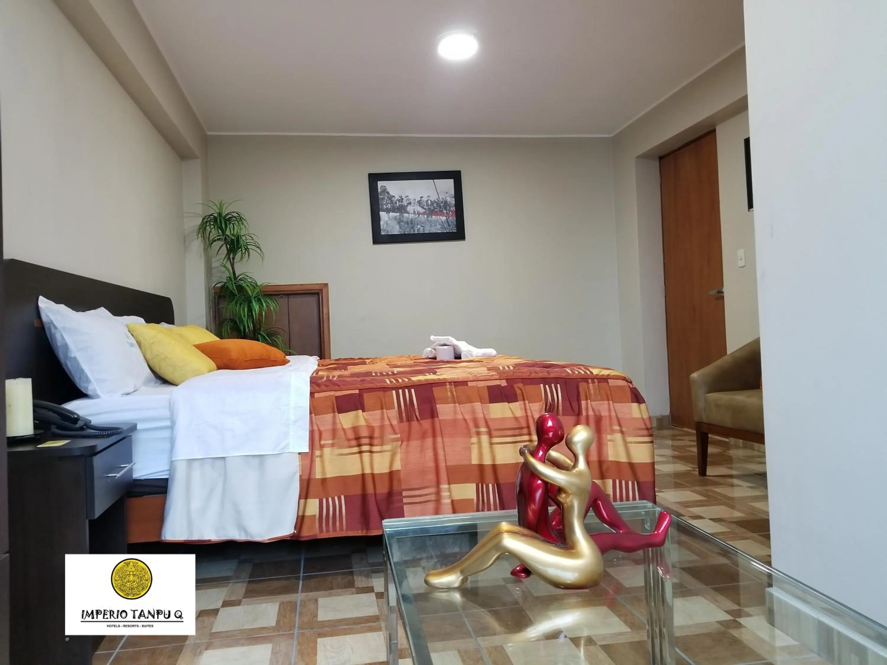 Photo of the whole room, Bed in Imperio Tanpu Q