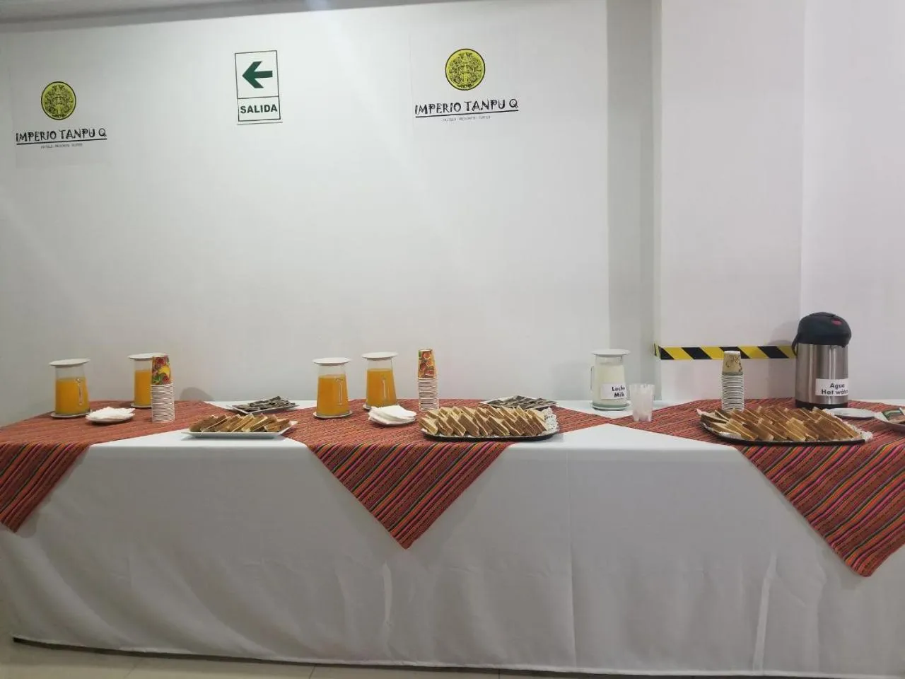 Breakfast in Imperio Tanpu Q