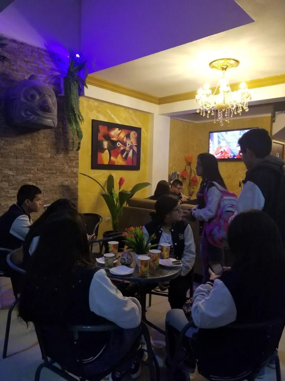 Food and drinks in Imperio Tanpu Q