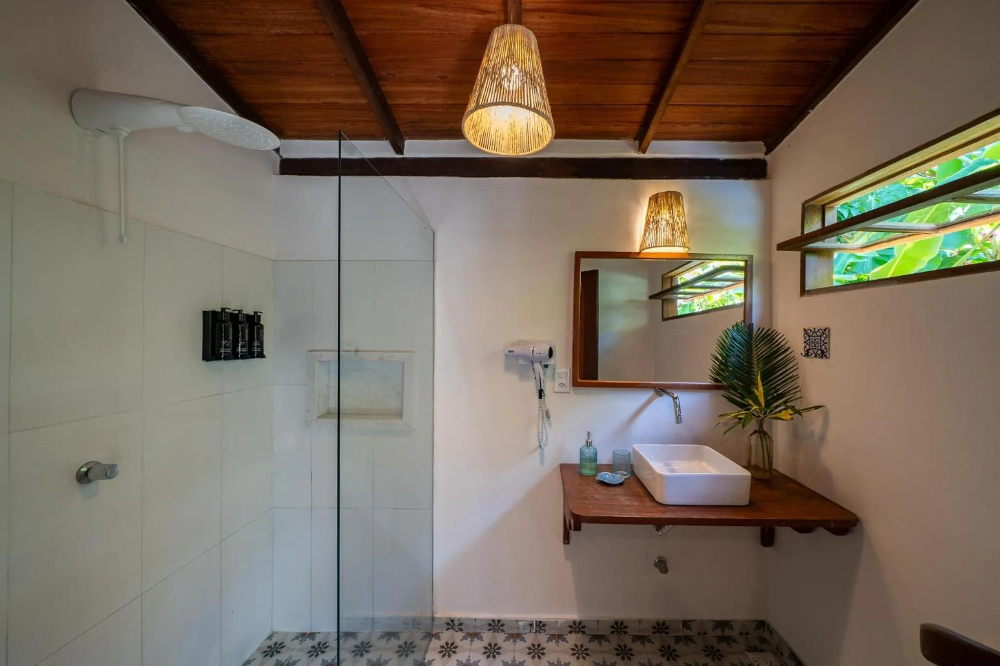 Bathroom, Bed in Pousada do Bosque
