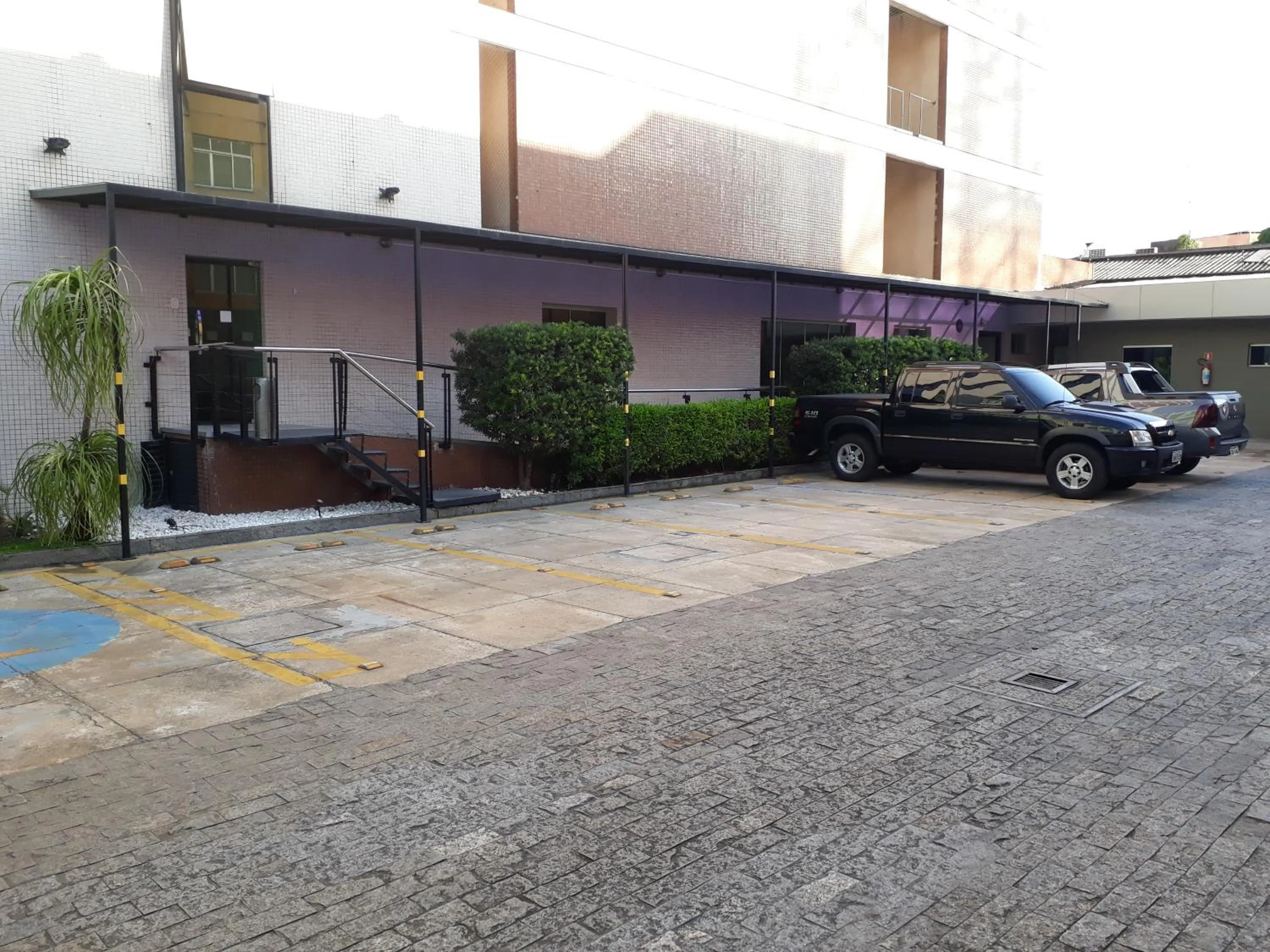 Parking in ibis Styles Belem Batista Campos