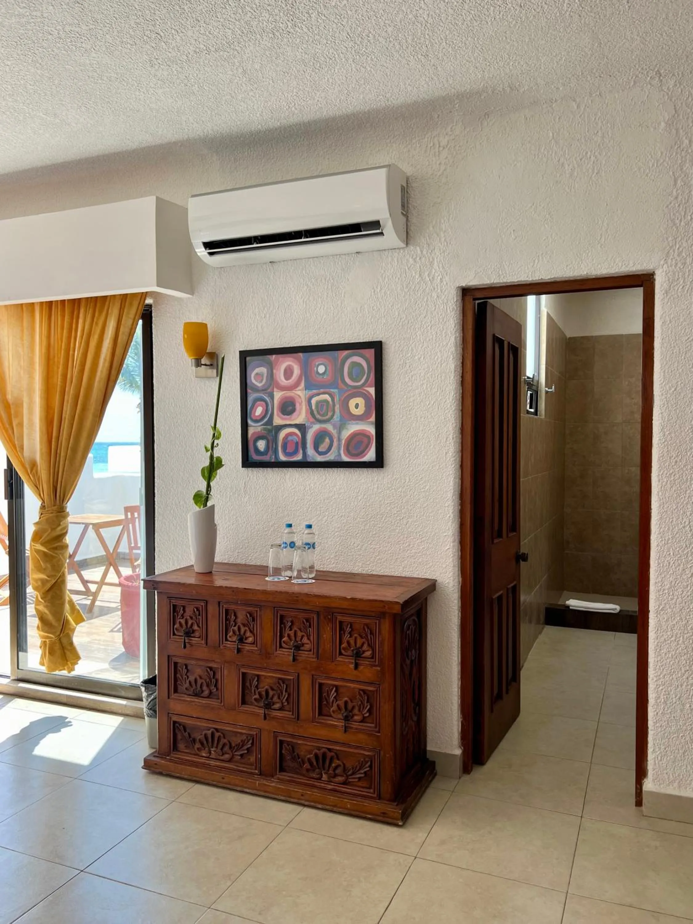 air conditioner in Pelicano Inn Playa del Carmen - Beachfront Hotel