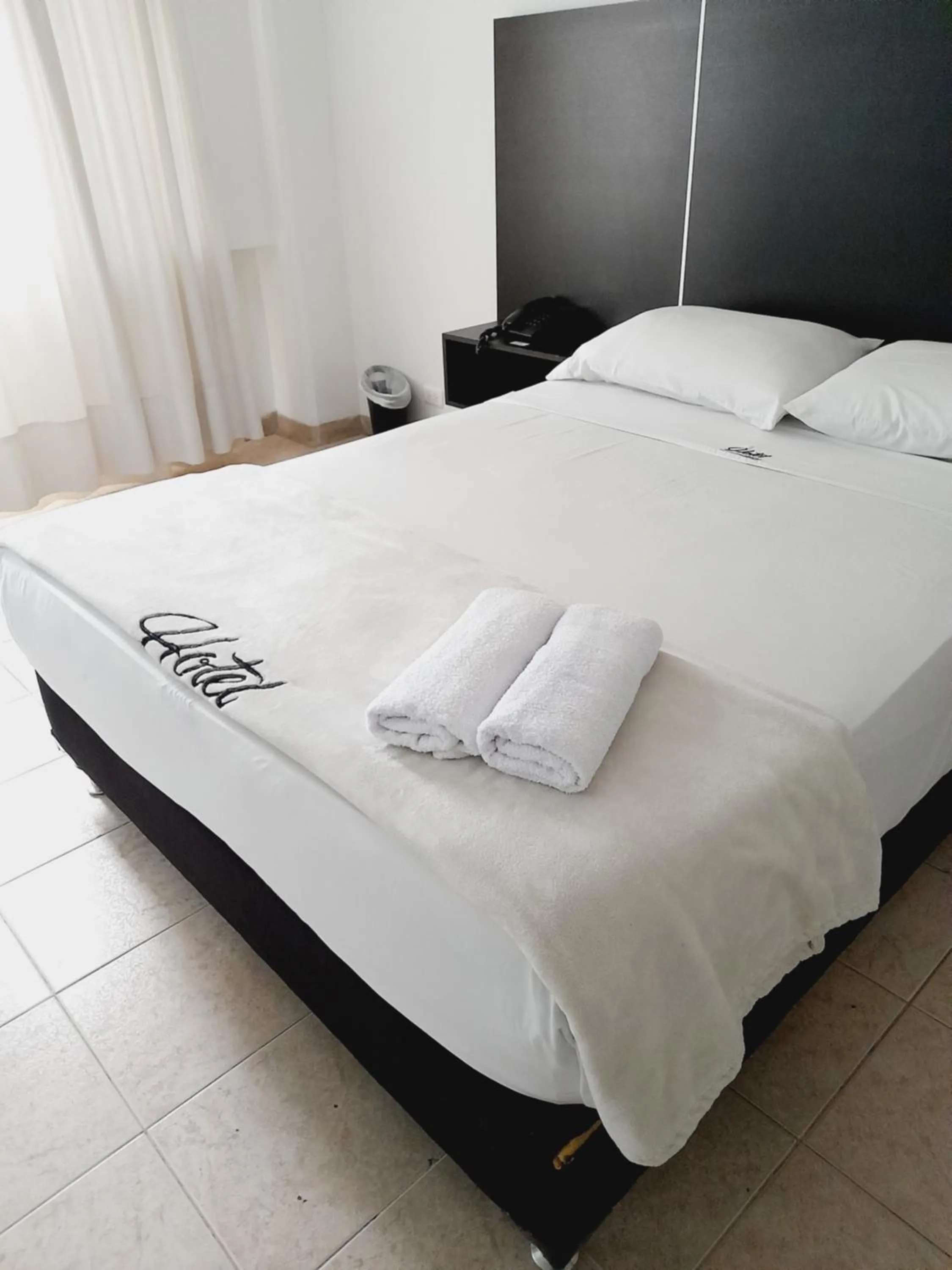 Bed in Hotel Saint John