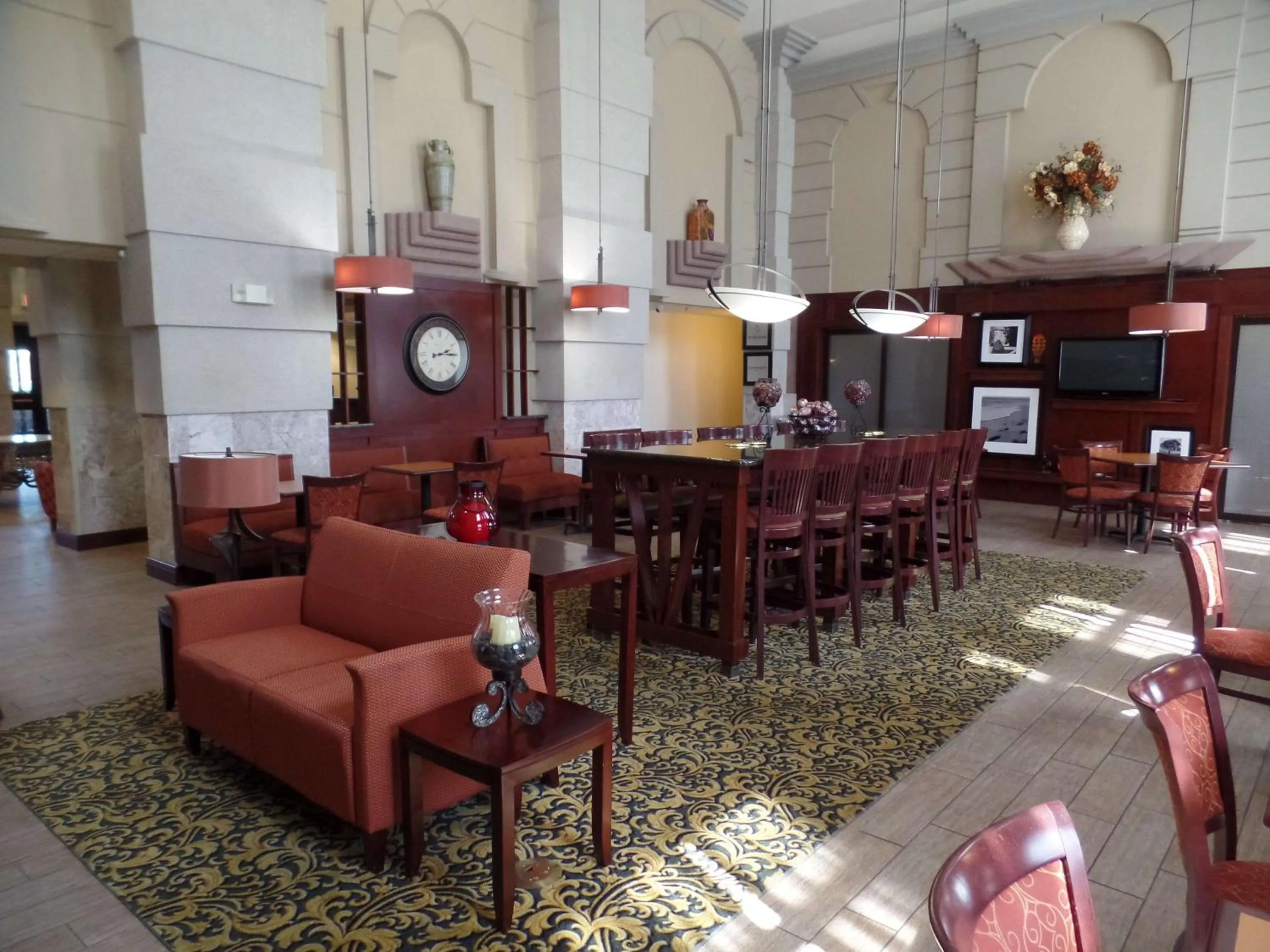 Restaurant/places to eat in Hampton Inn Bowling Green