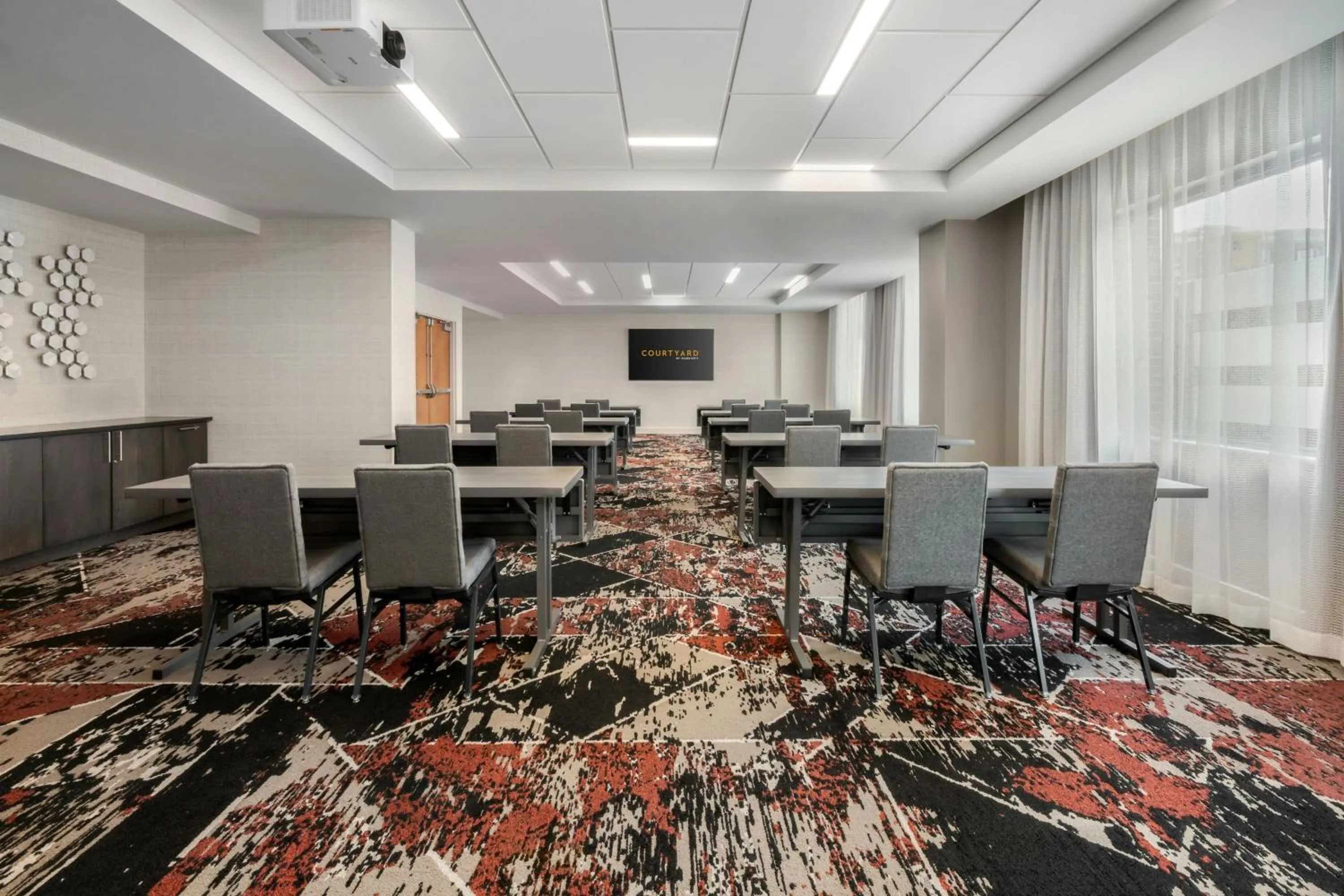 Meeting/conference room in Courtyard by Marriott Athens Downtown